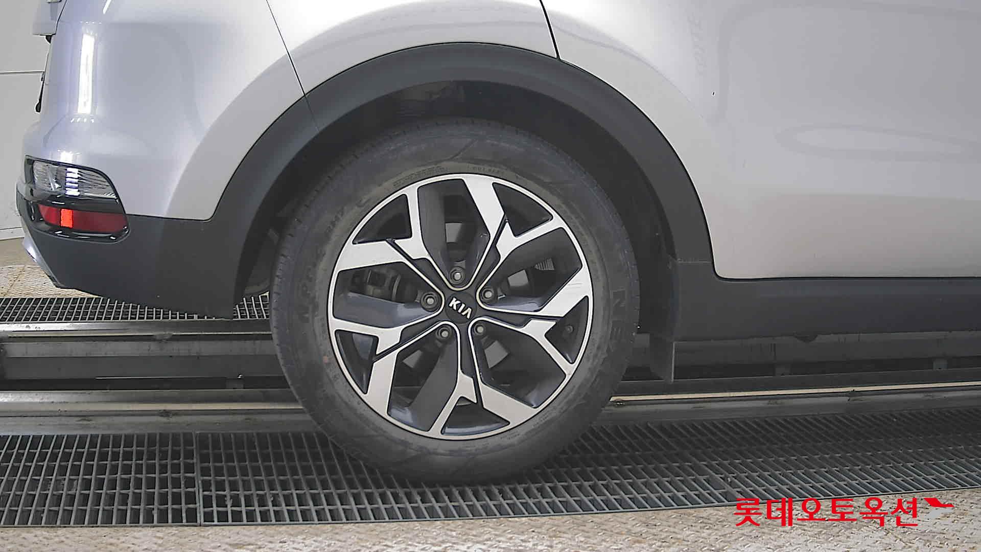 Kia Sportage - 28