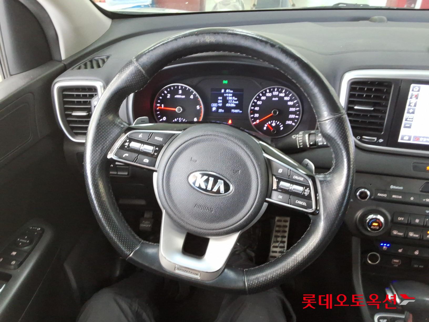 Kia Sportage - 30