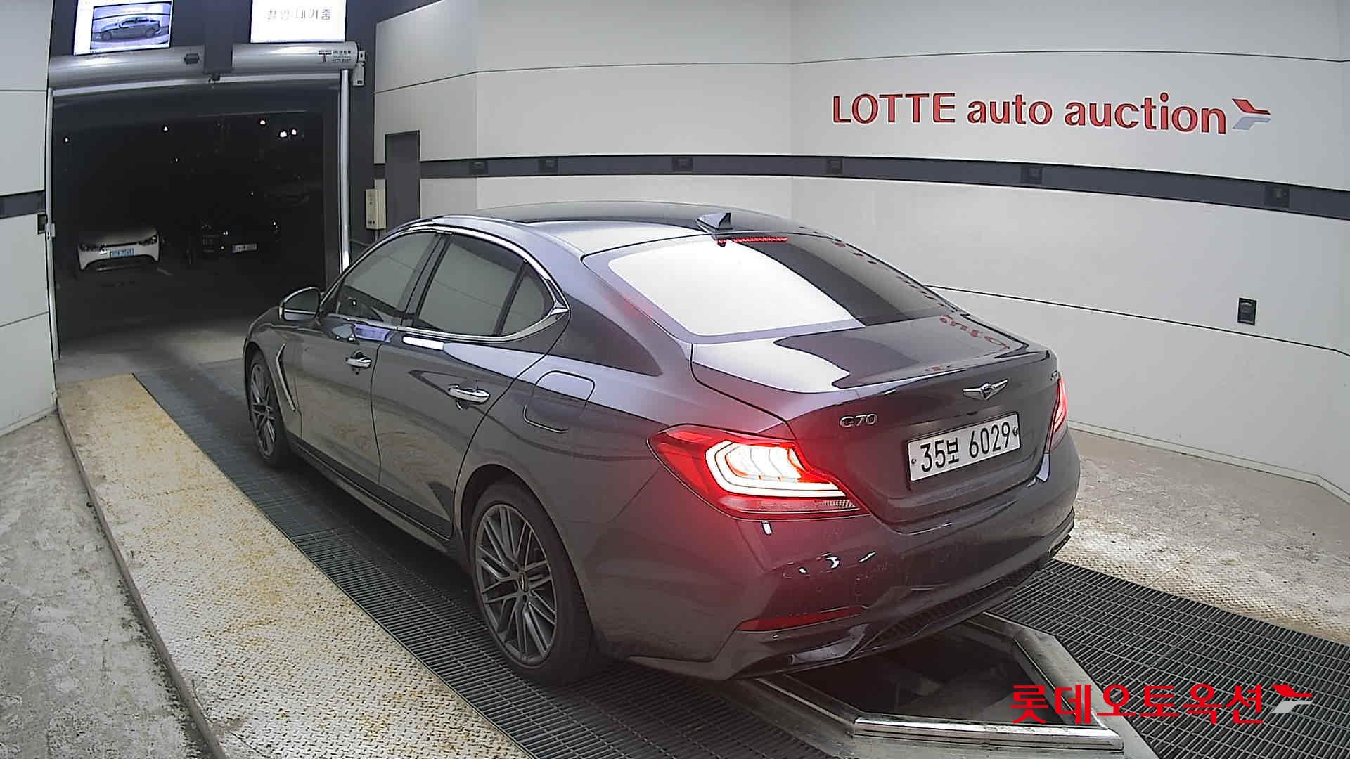 جينيسيس G70 - 4