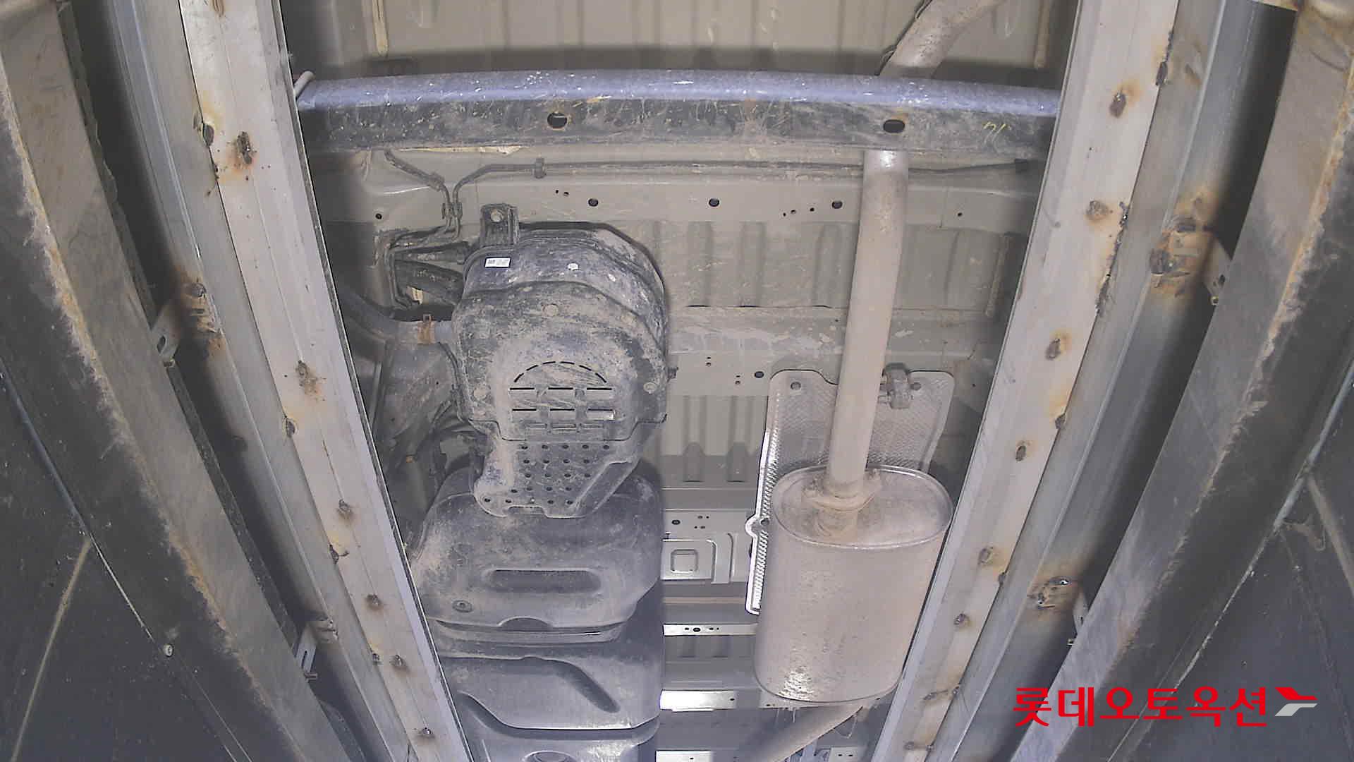 Hyundai Staria - 2