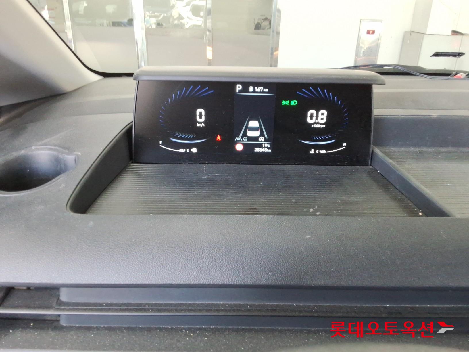 Hyundai Staria - 30