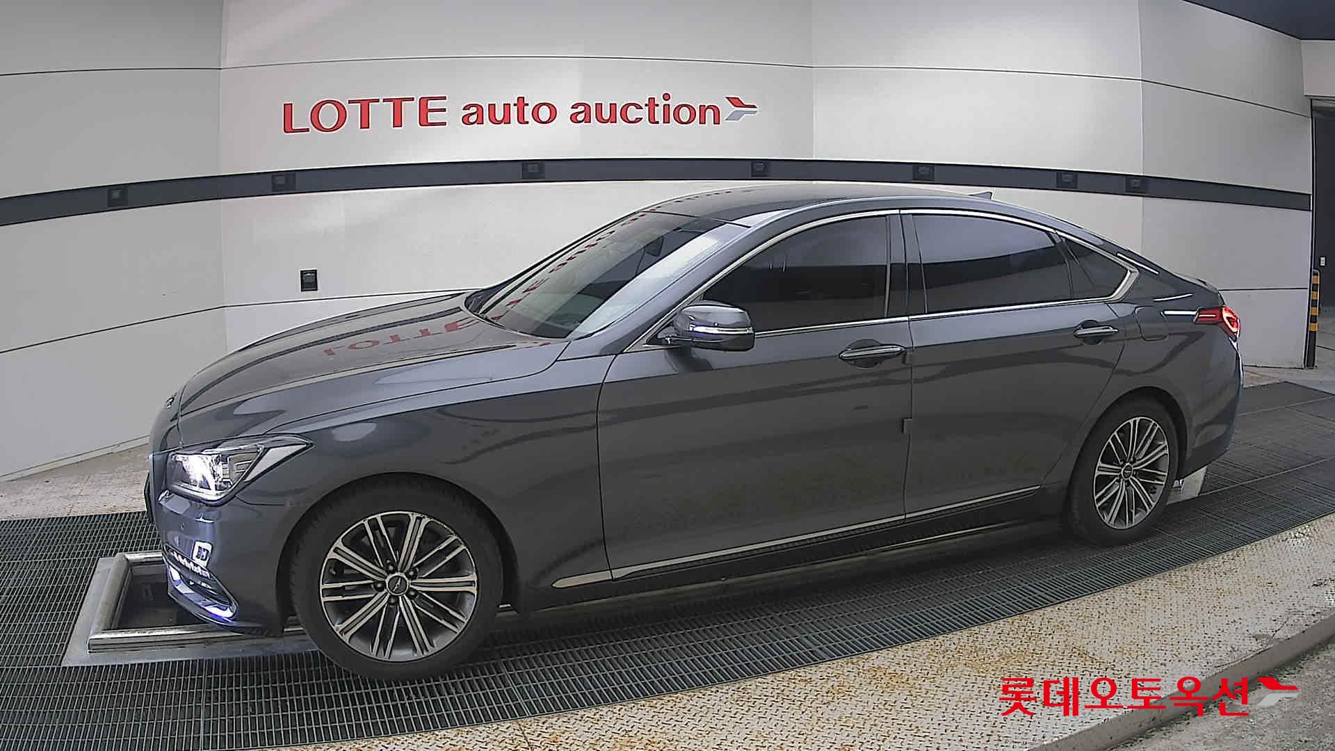 Genesis G80 - 12