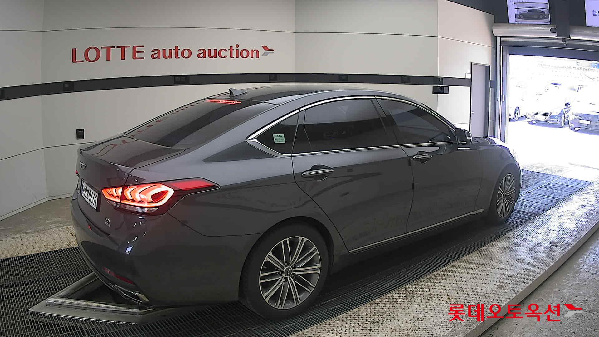 Genesis G80 - 19