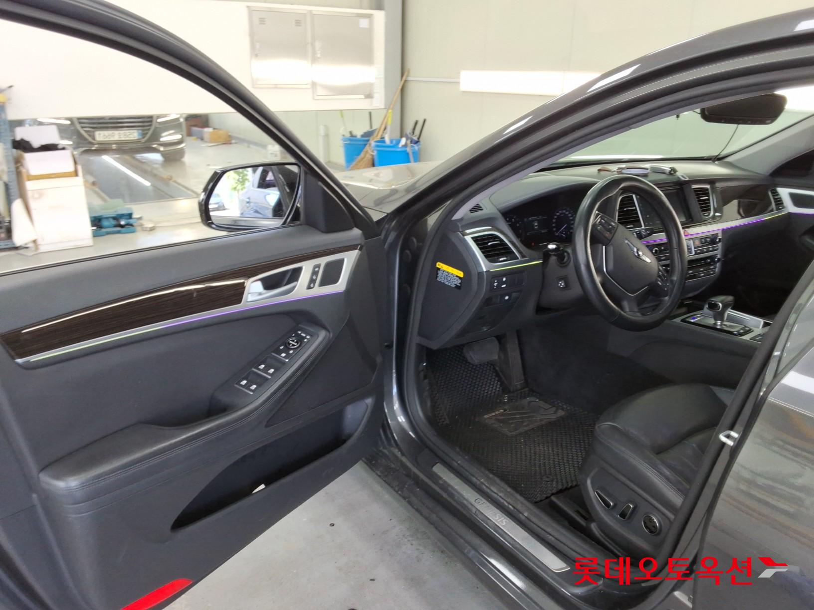 Genesis G80 - 35