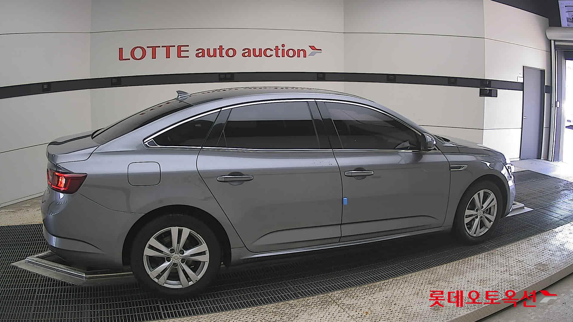 Renault Samsung SM6 - 20