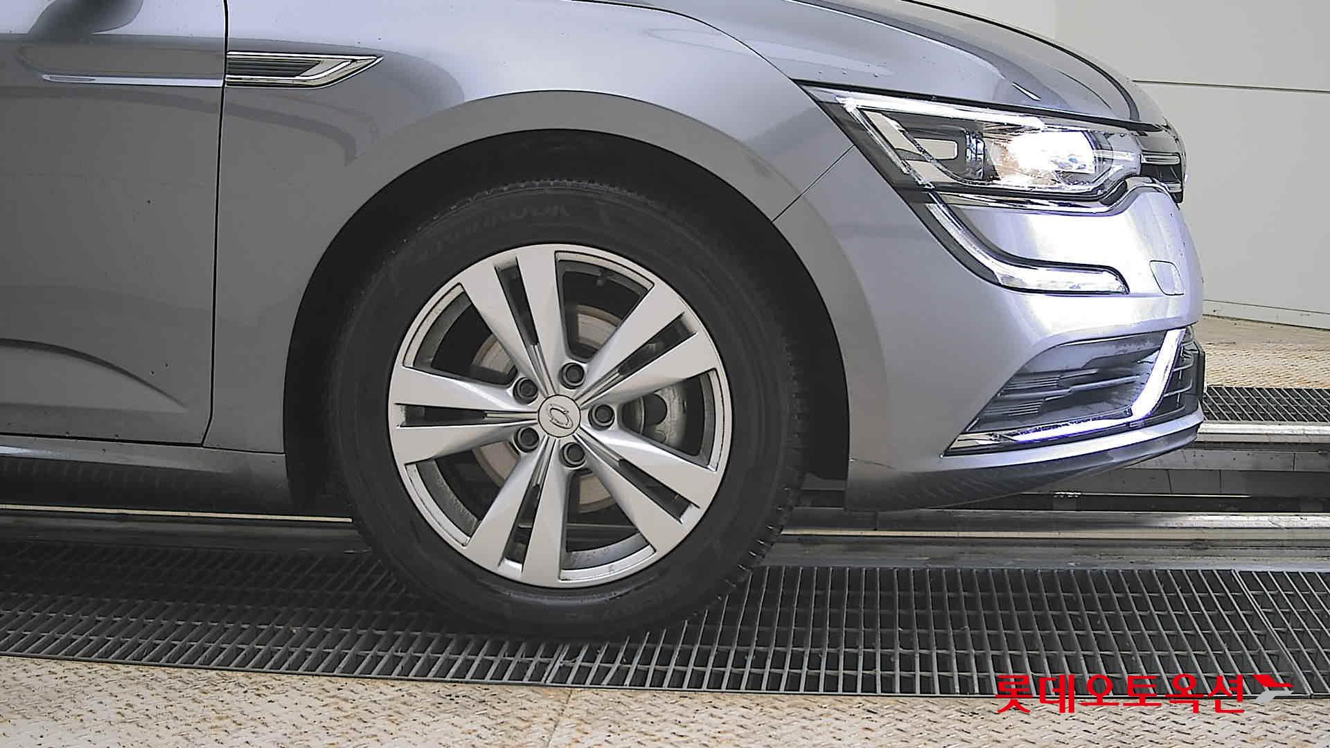 Renault Samsung SM6 - 27