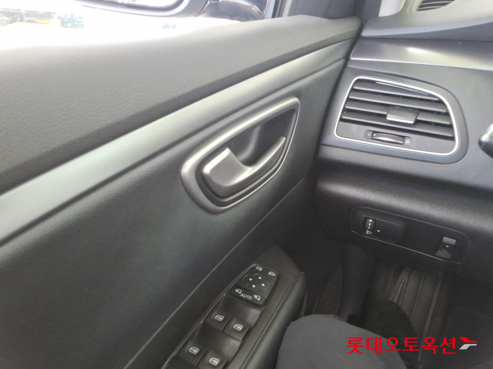 Renault Samsung SM6 - 29