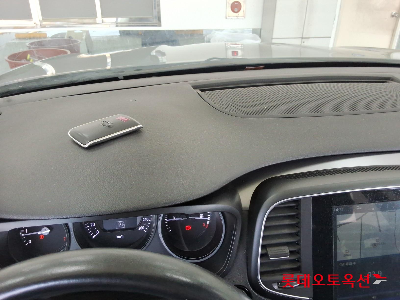 Renault Samsung SM6 - 34