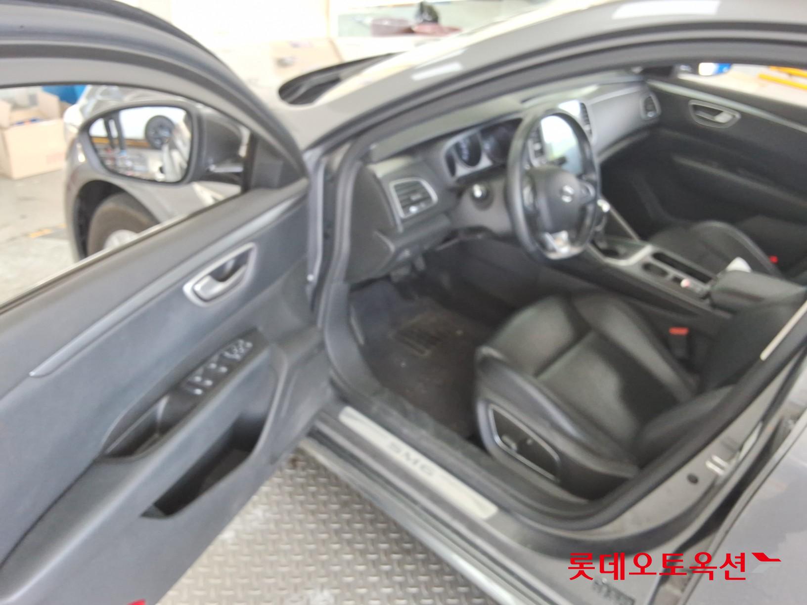 Renault Samsung SM6 - 36