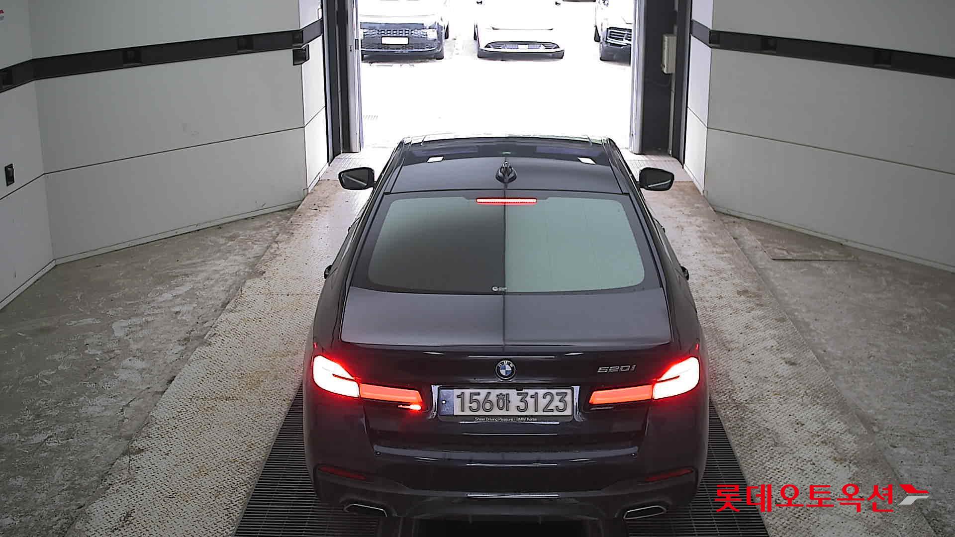 2022 - bmw 520i