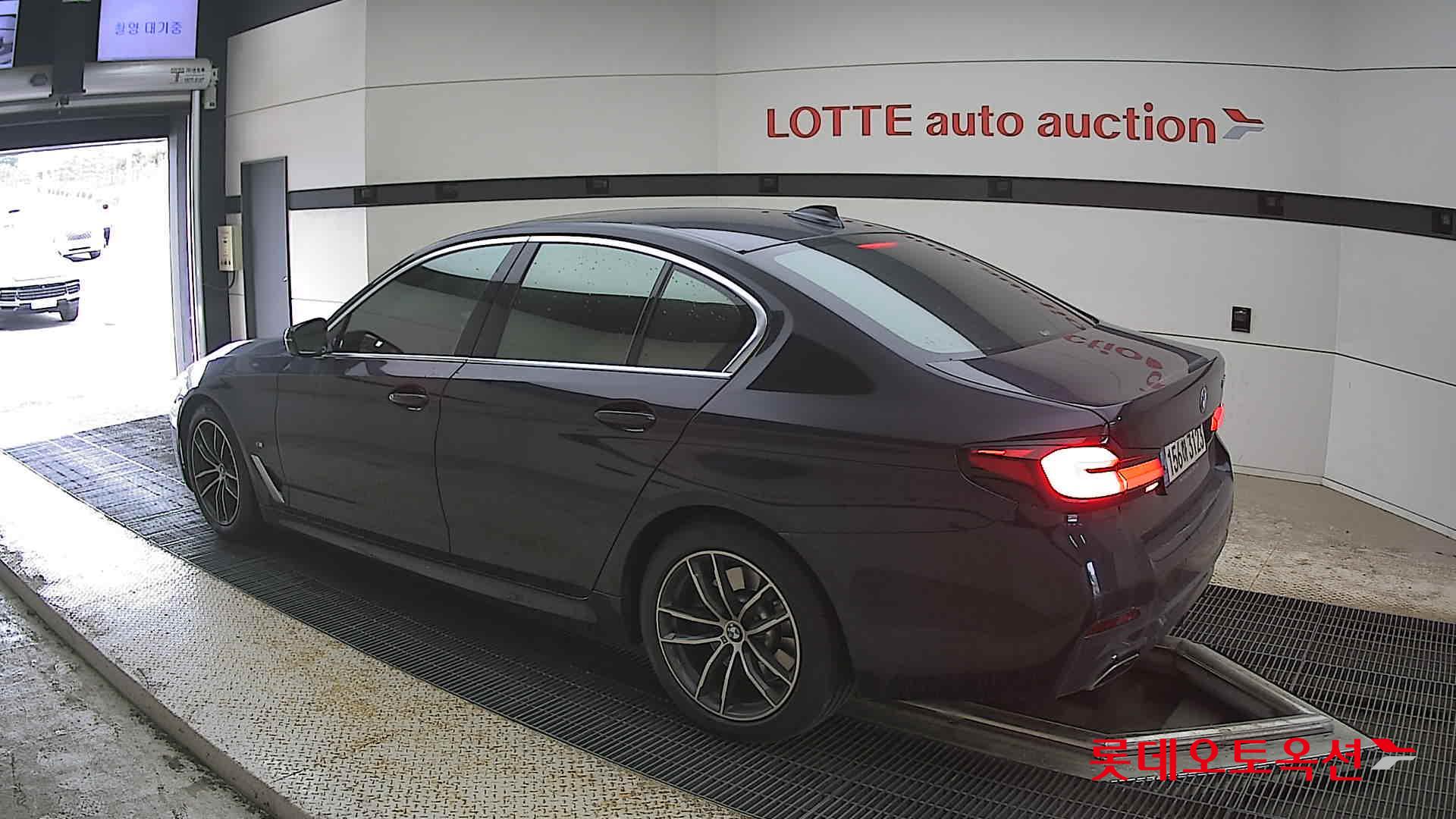 2022 - bmw 520i
