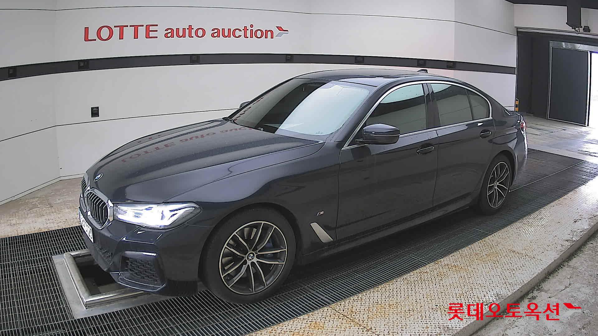 2022 - bmw 520i