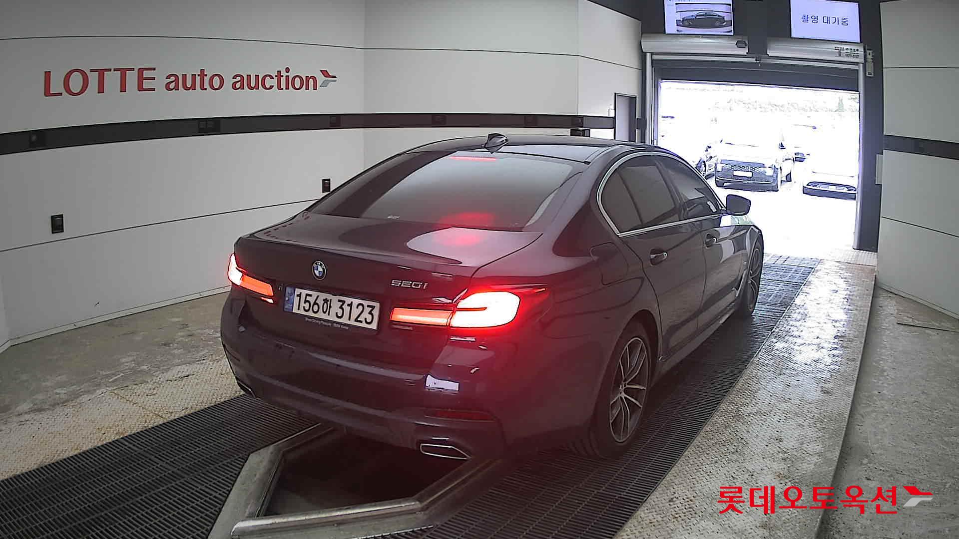 2022 - bmw 520i