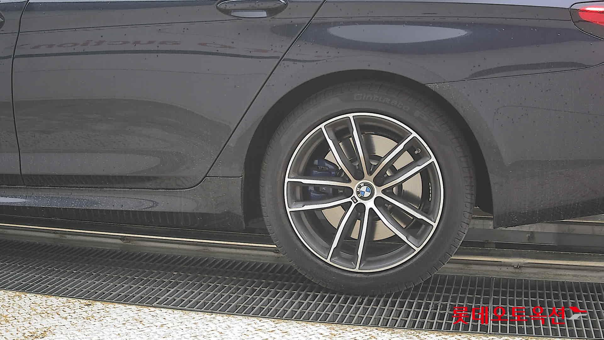 2022 - bmw 520i
