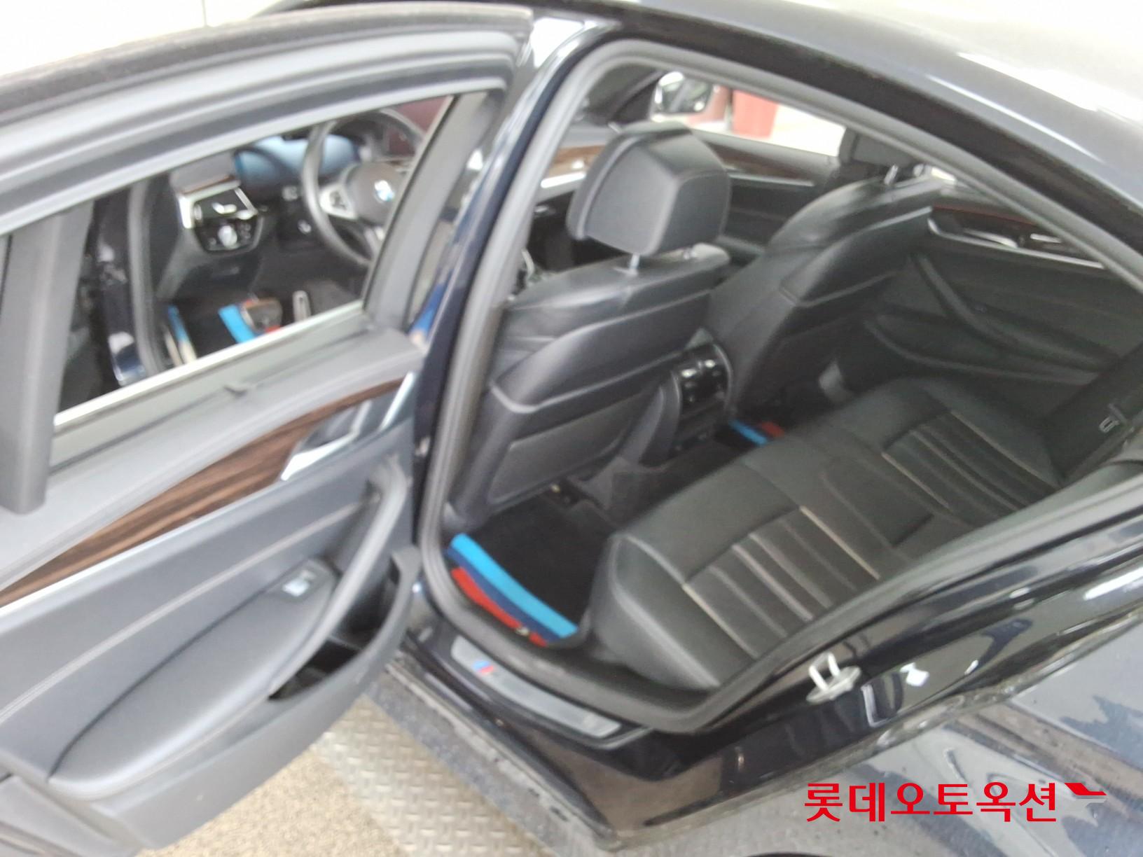 2022 - bmw 520i