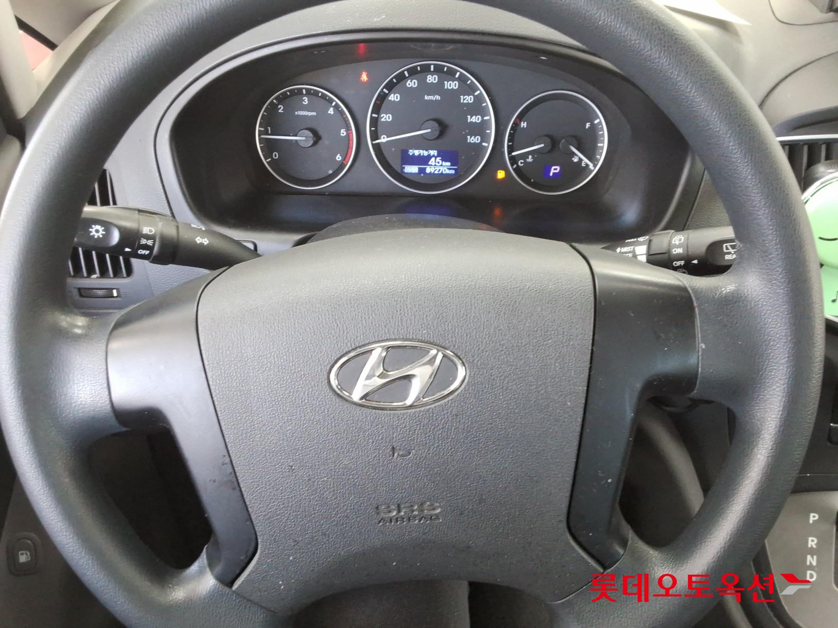 2017 - hyundai grand starex