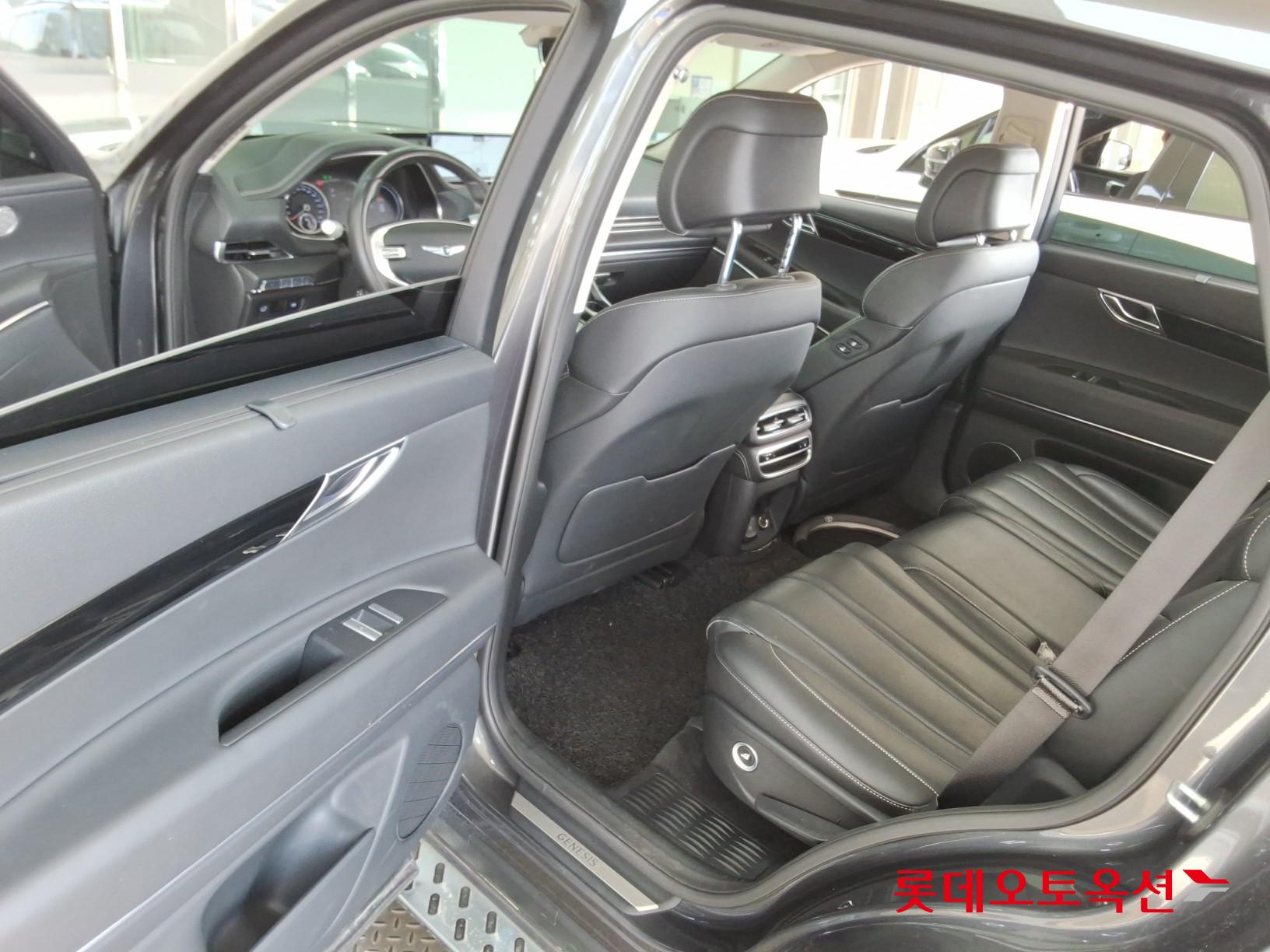 Genesis GV80 - 37