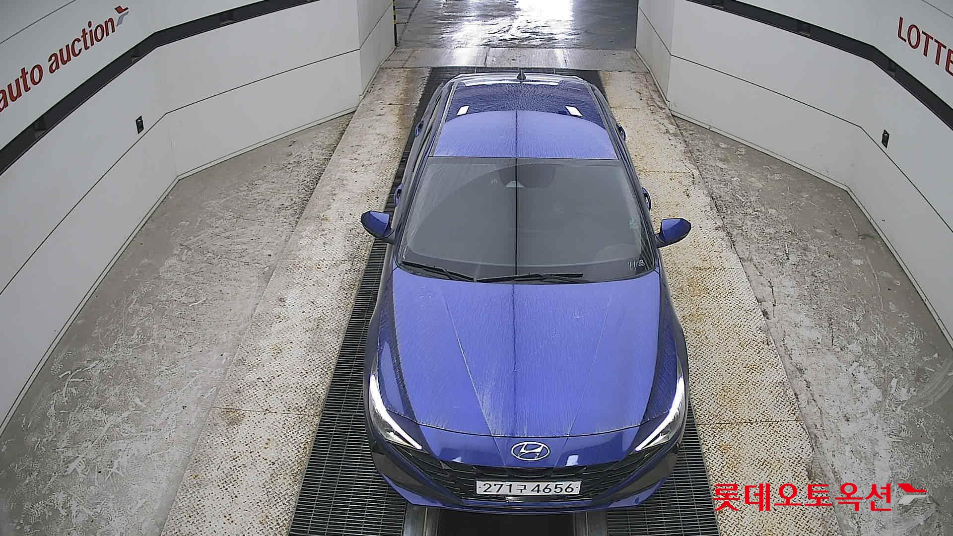 Hyundai Elantra - 7