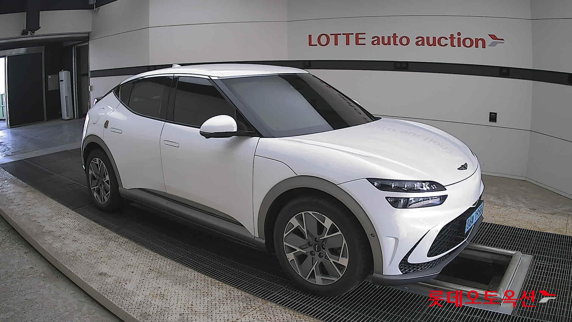 Genesis GV60 - 23
