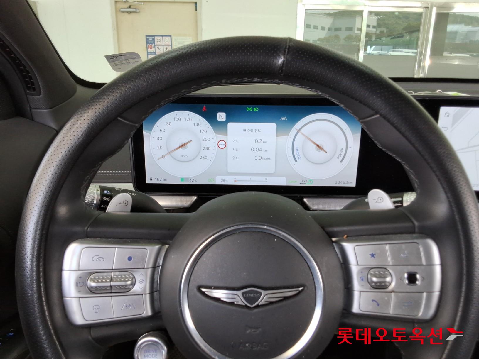 Genesis GV60 - 30