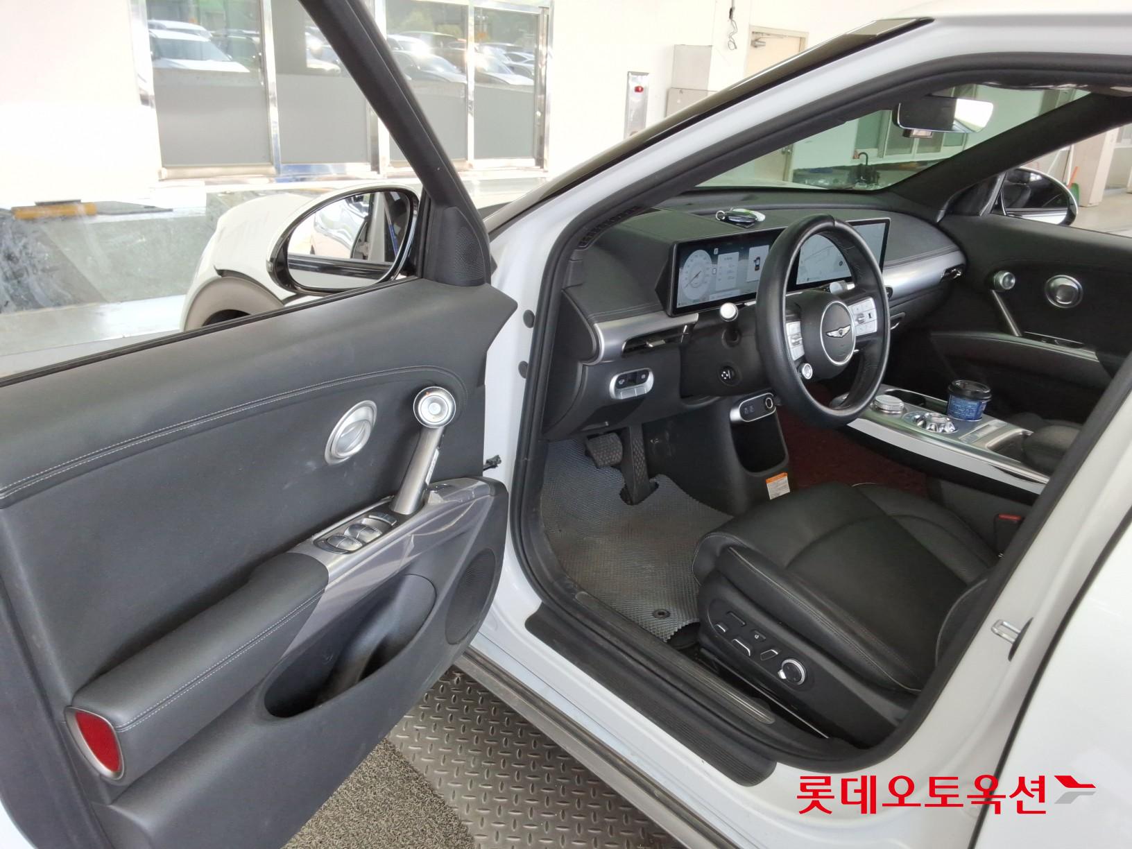 Genesis GV60 - 35
