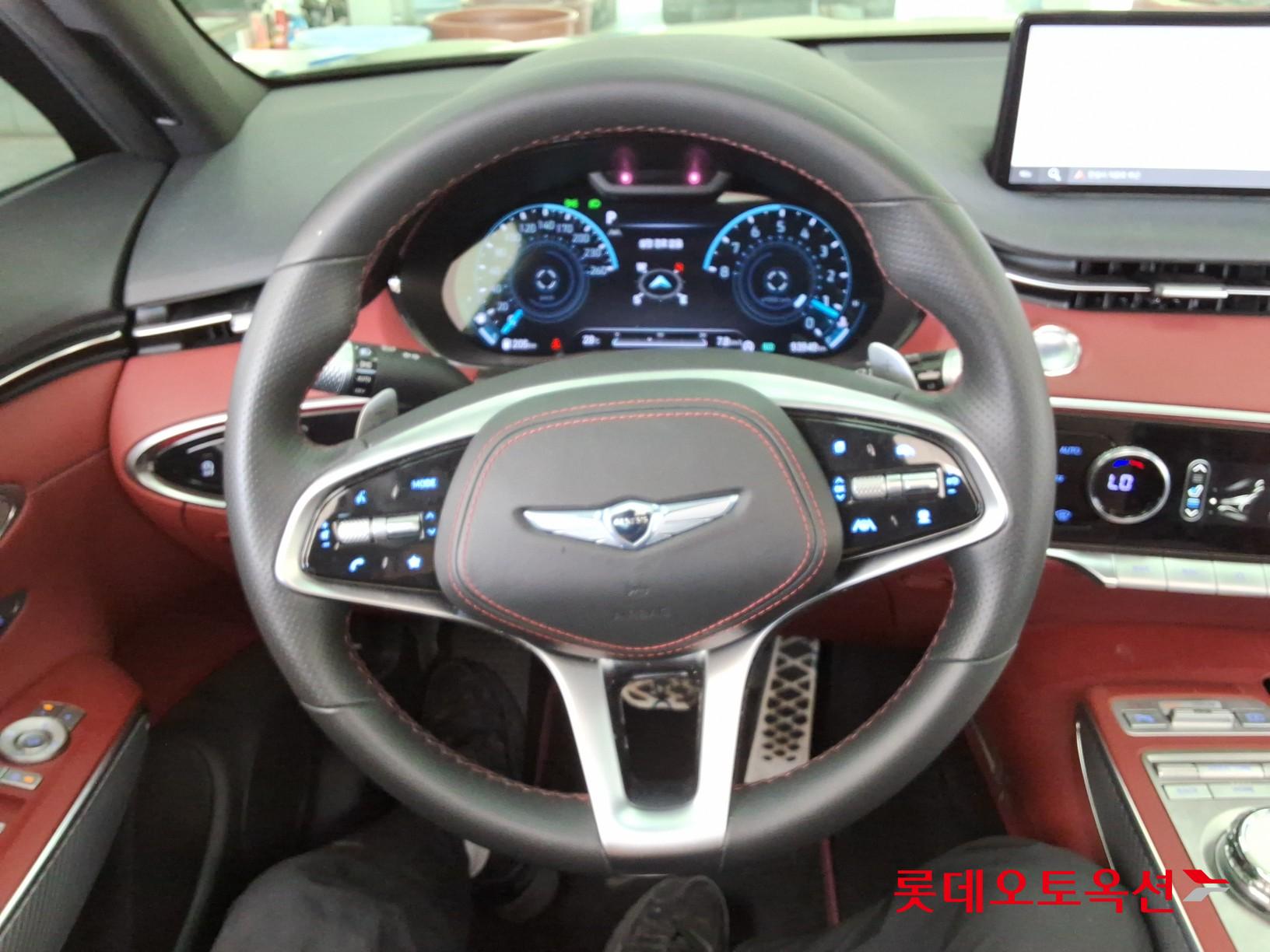 Genesis GV70 - 30