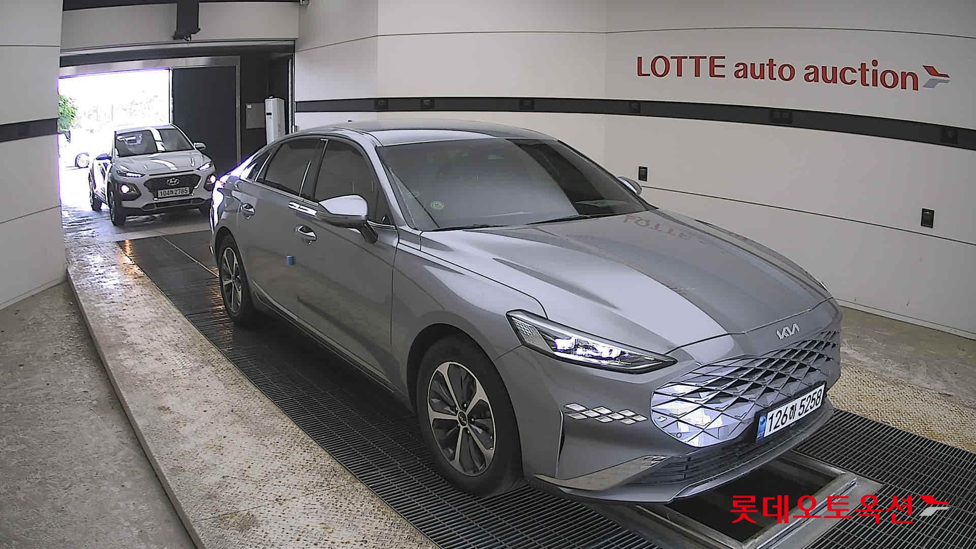 Kia K8 - 6