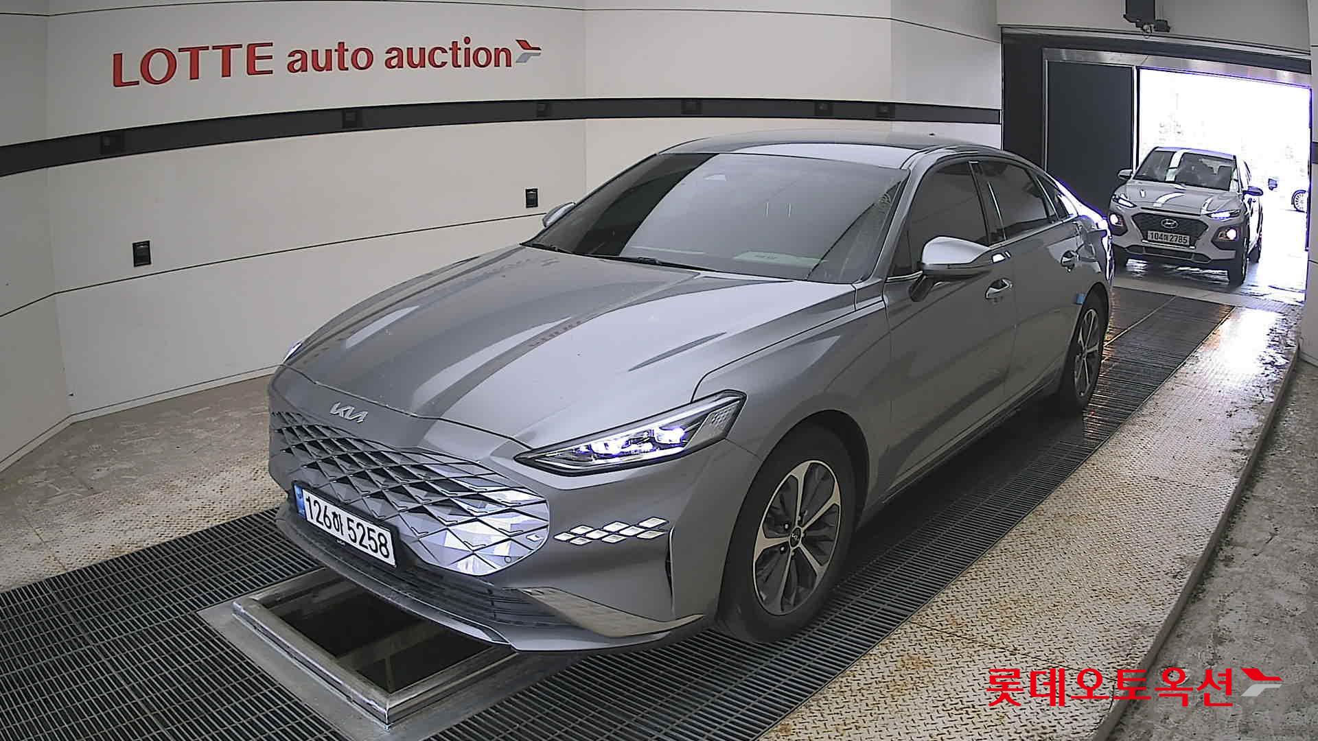 Kia K8 - 3