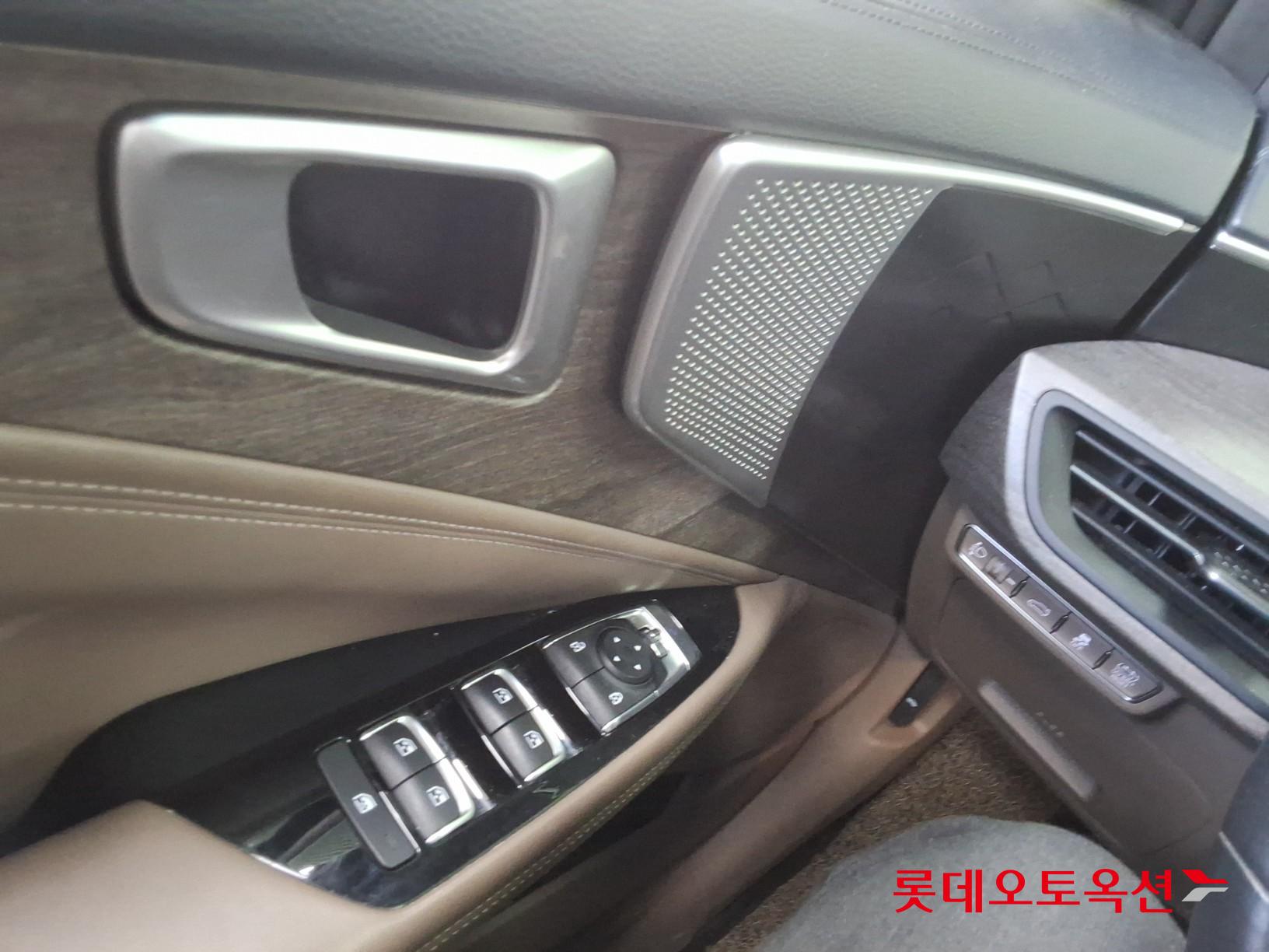 Kia K8 - 29
