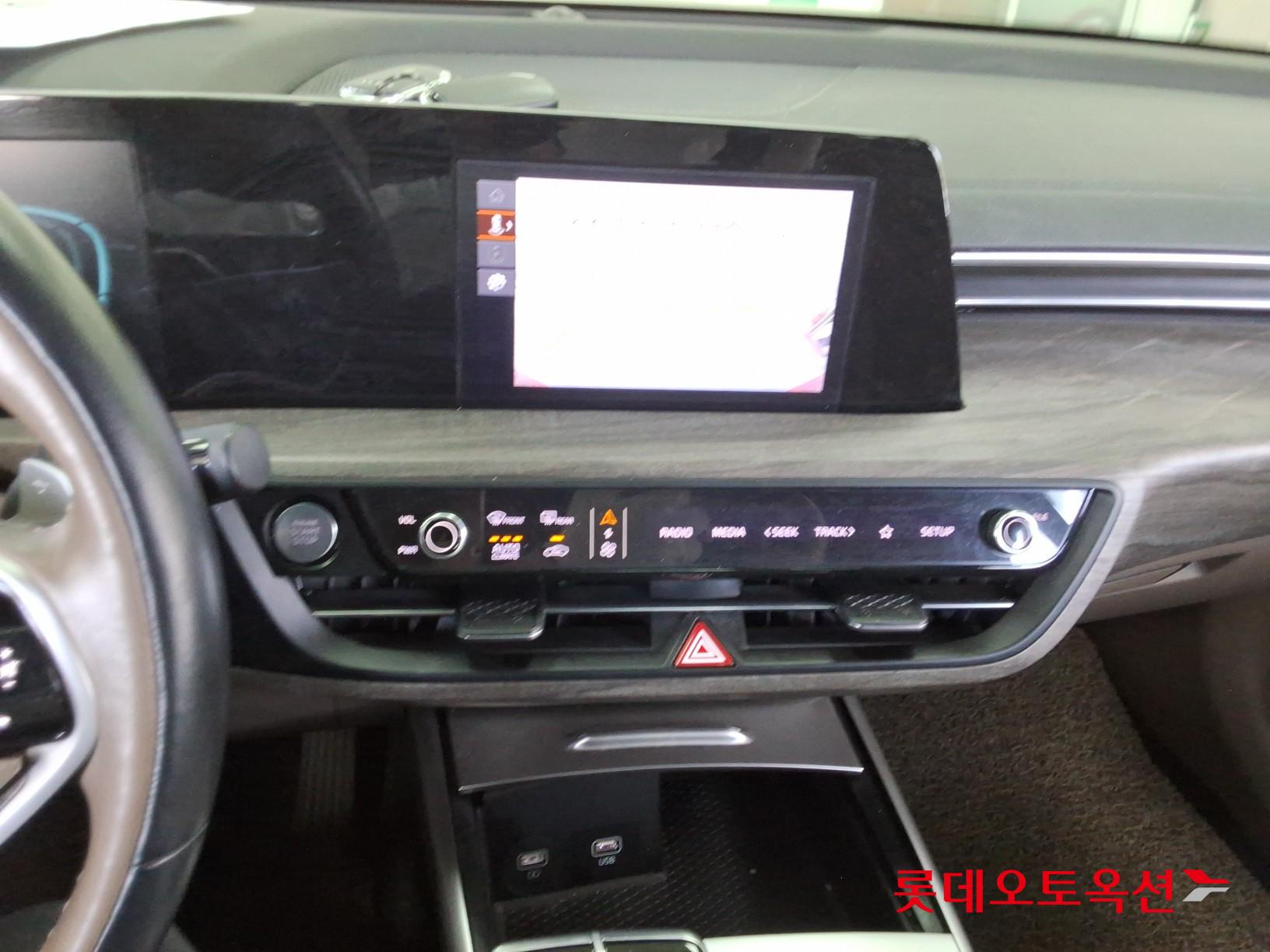 Kia K8 - 33