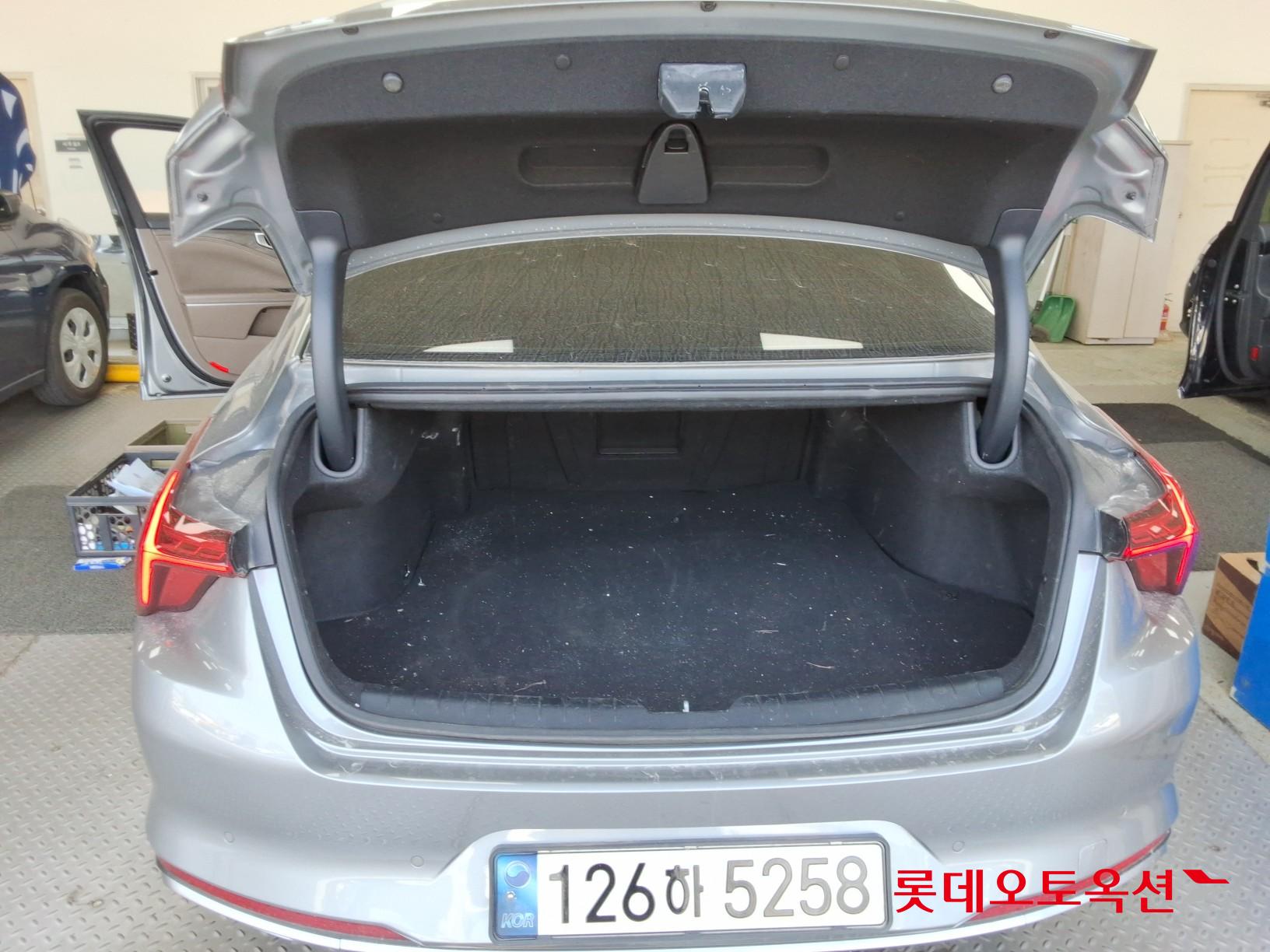 Kia K8 - 9