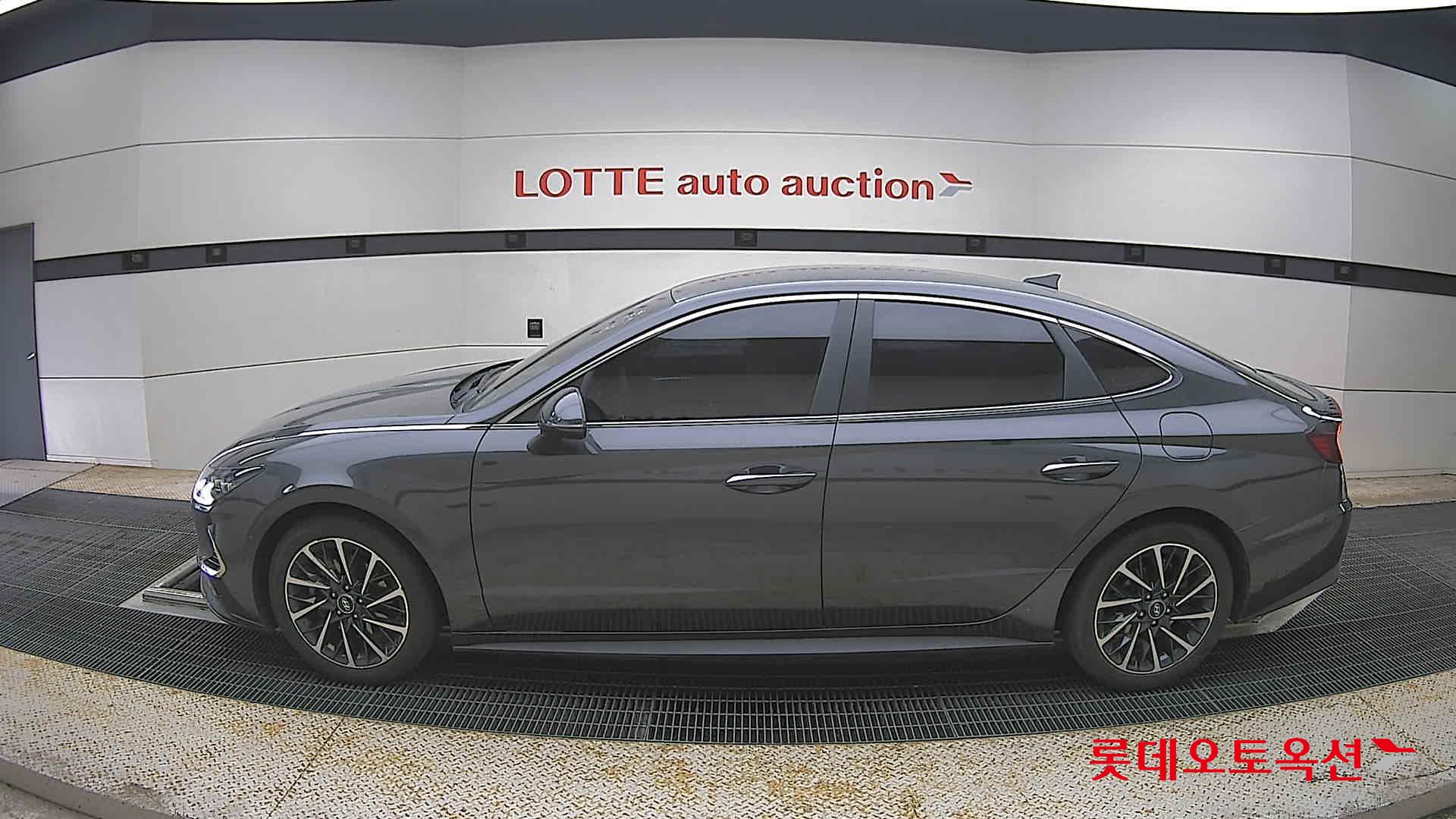 Hyundai Sonata - 13