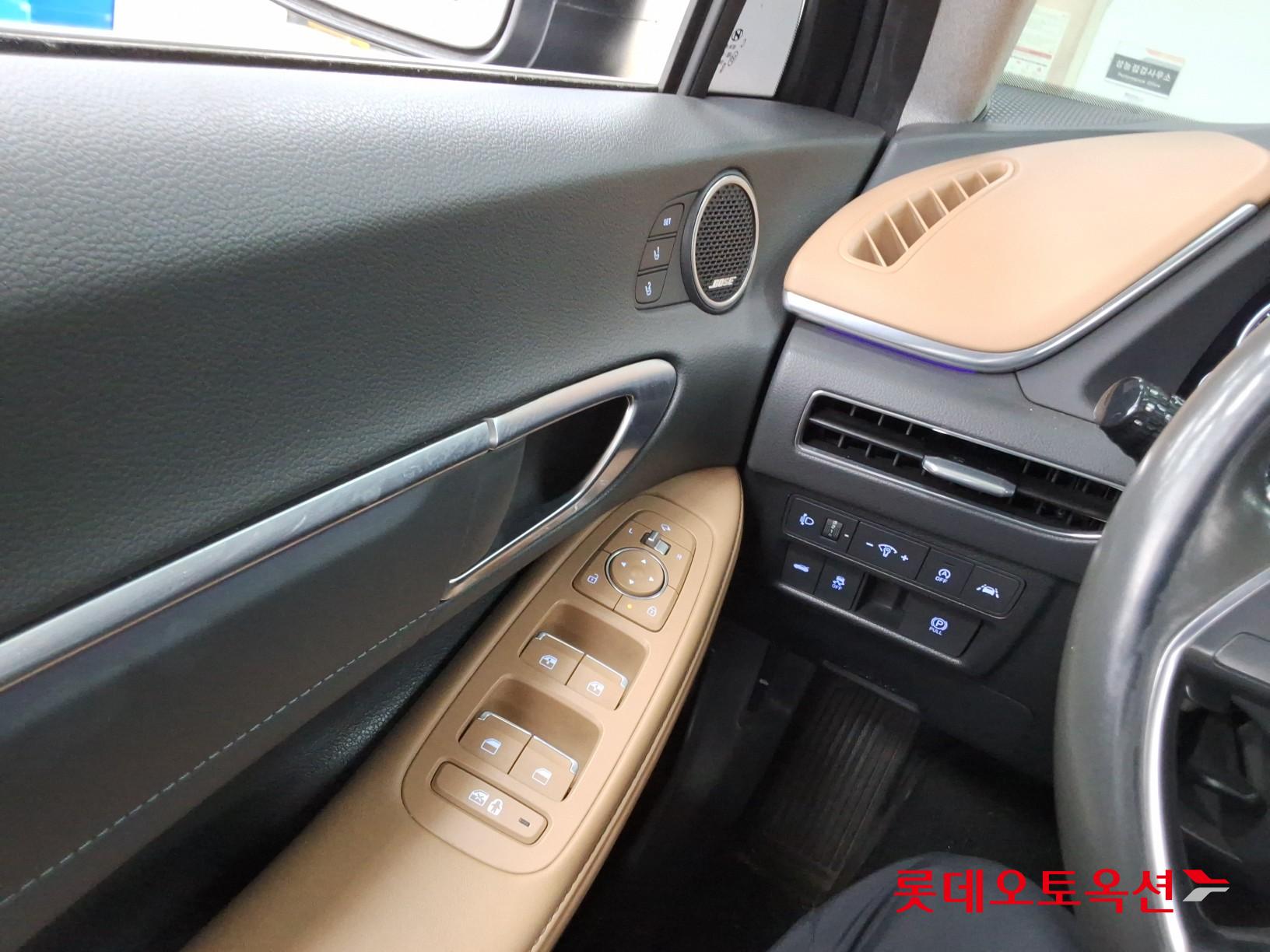 Hyundai Sonata - 29