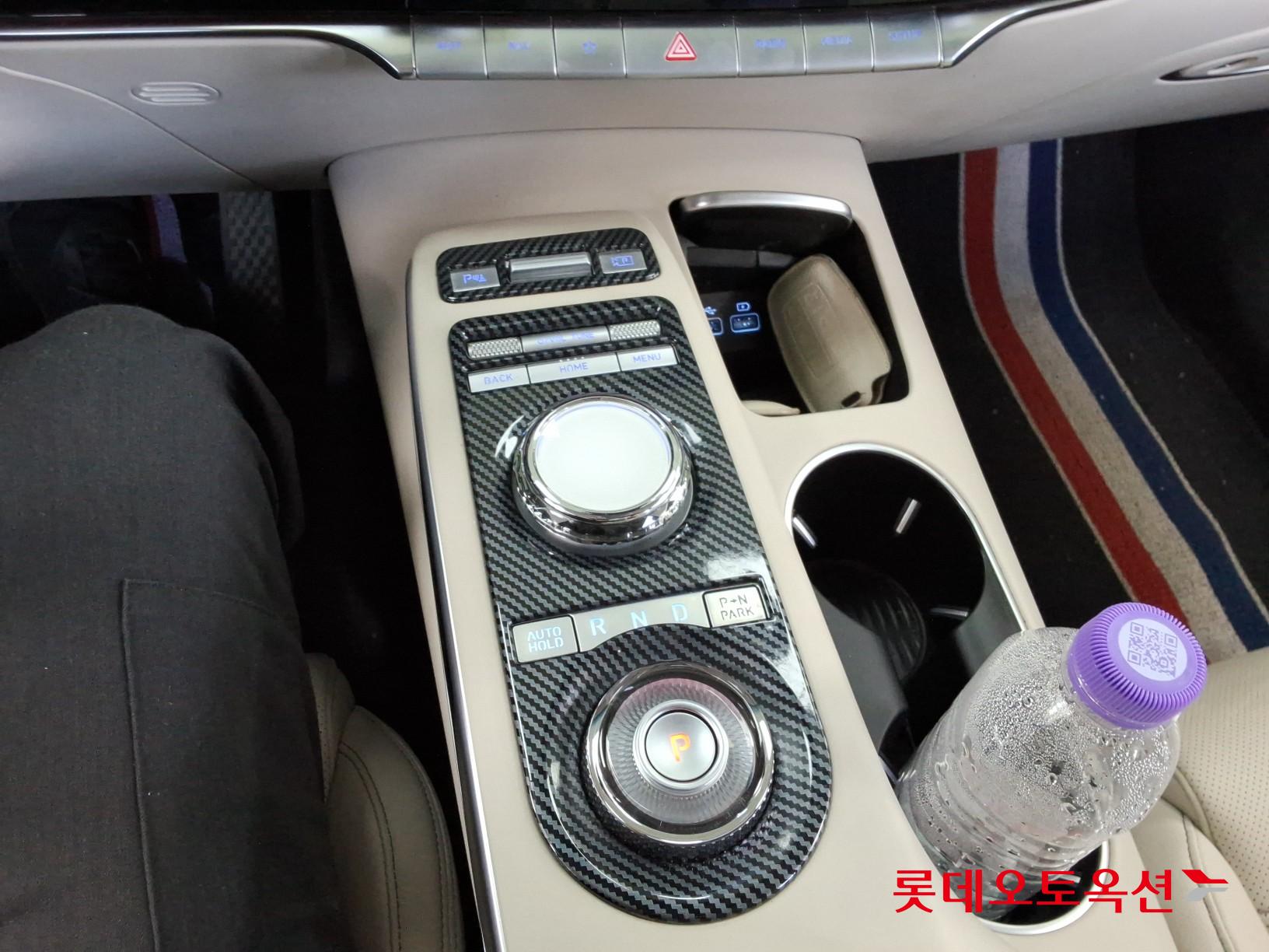 Genesis GV70 - 34