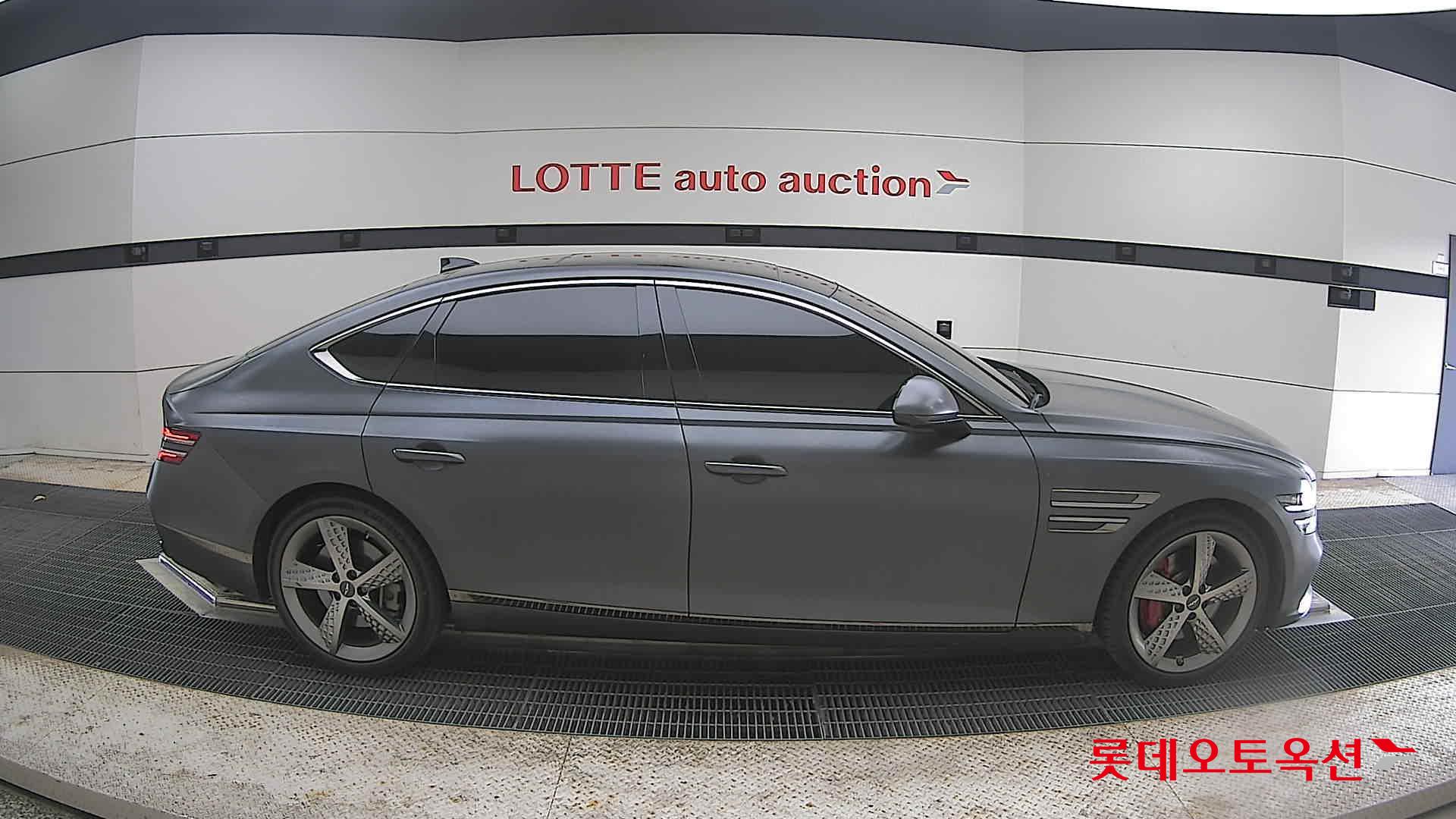 Genesis G80 - 21