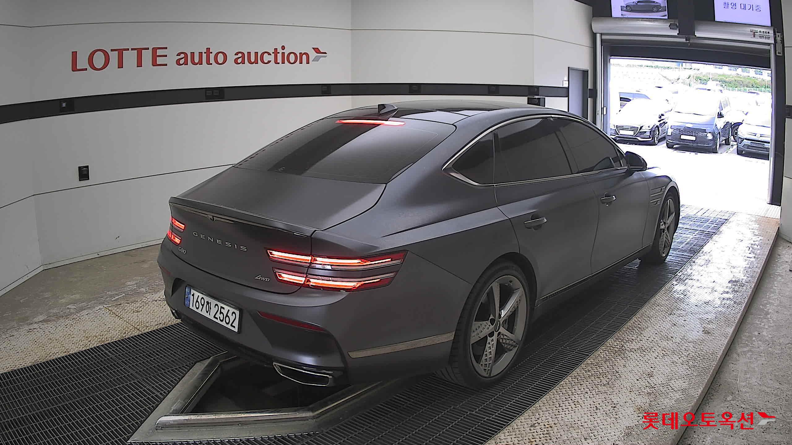 Genesis G80 - 5