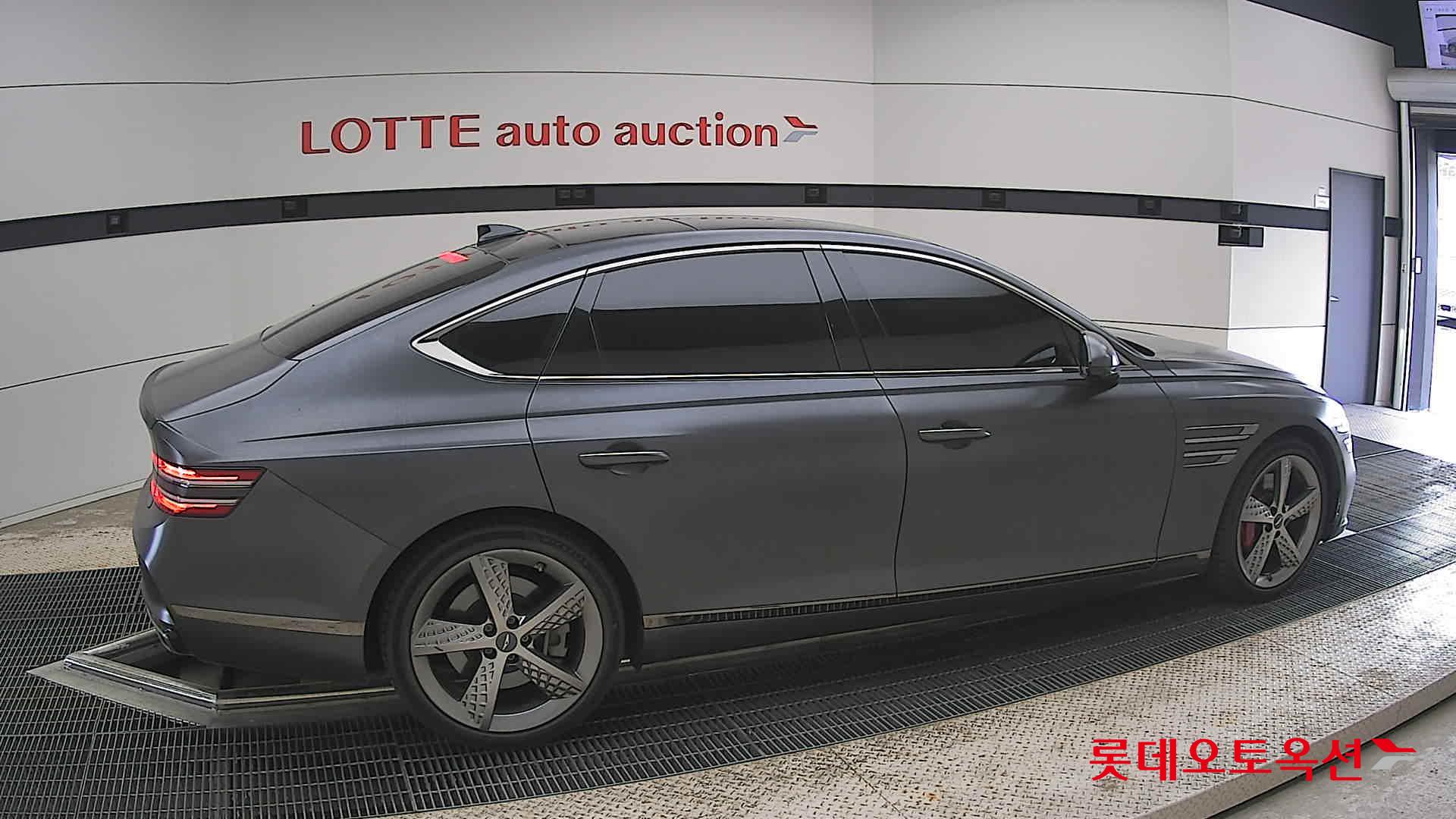 Genesis G80 - 20