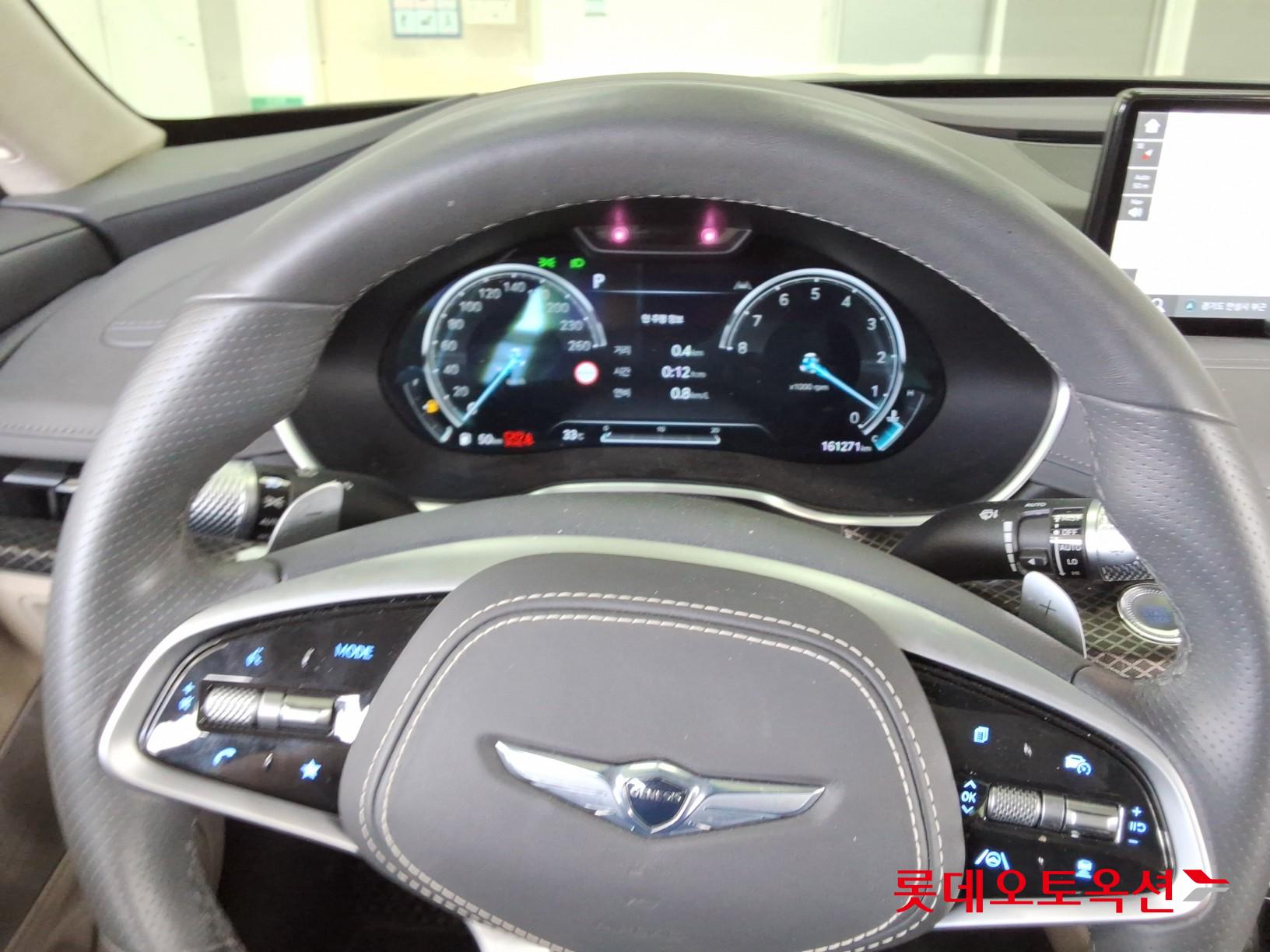 Genesis G80 - 30