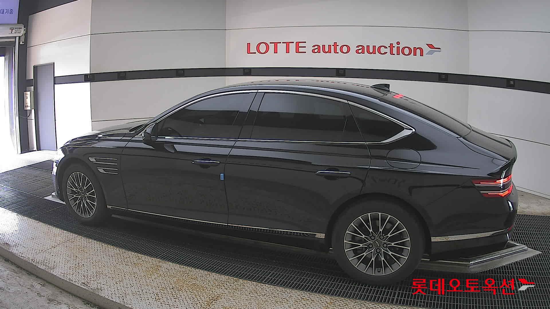 Genesis G80 - 14