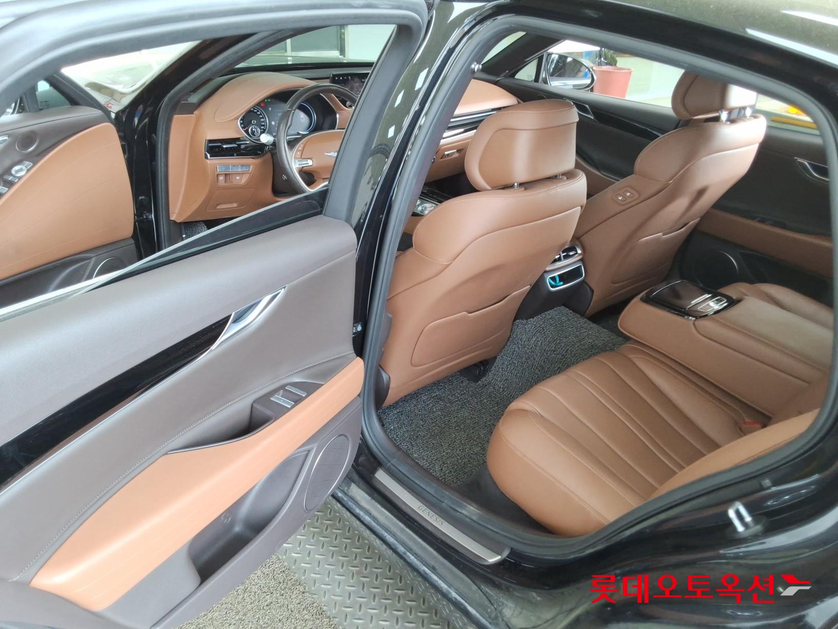 Genesis G80 - 36