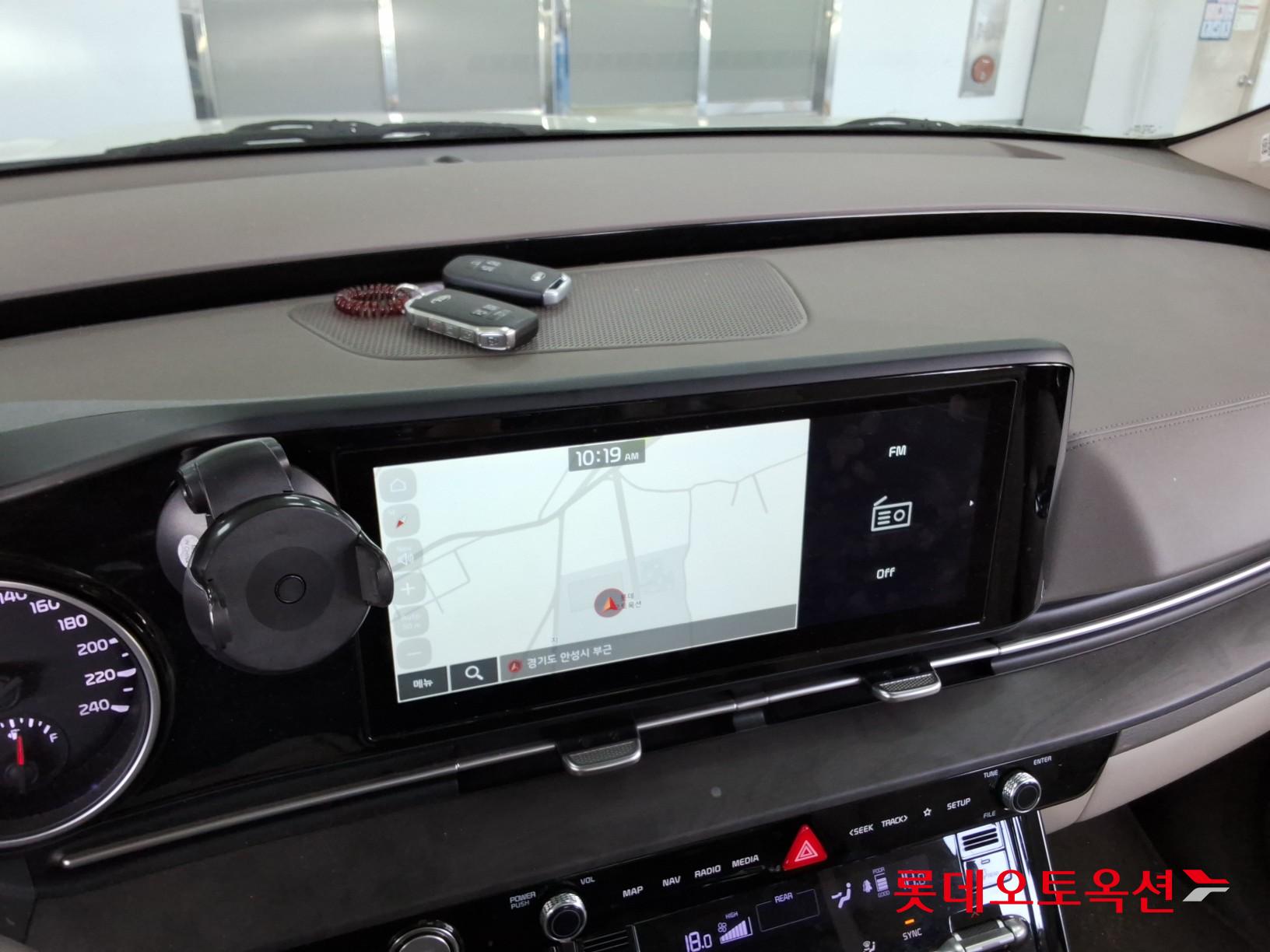 2021 - kia carnival