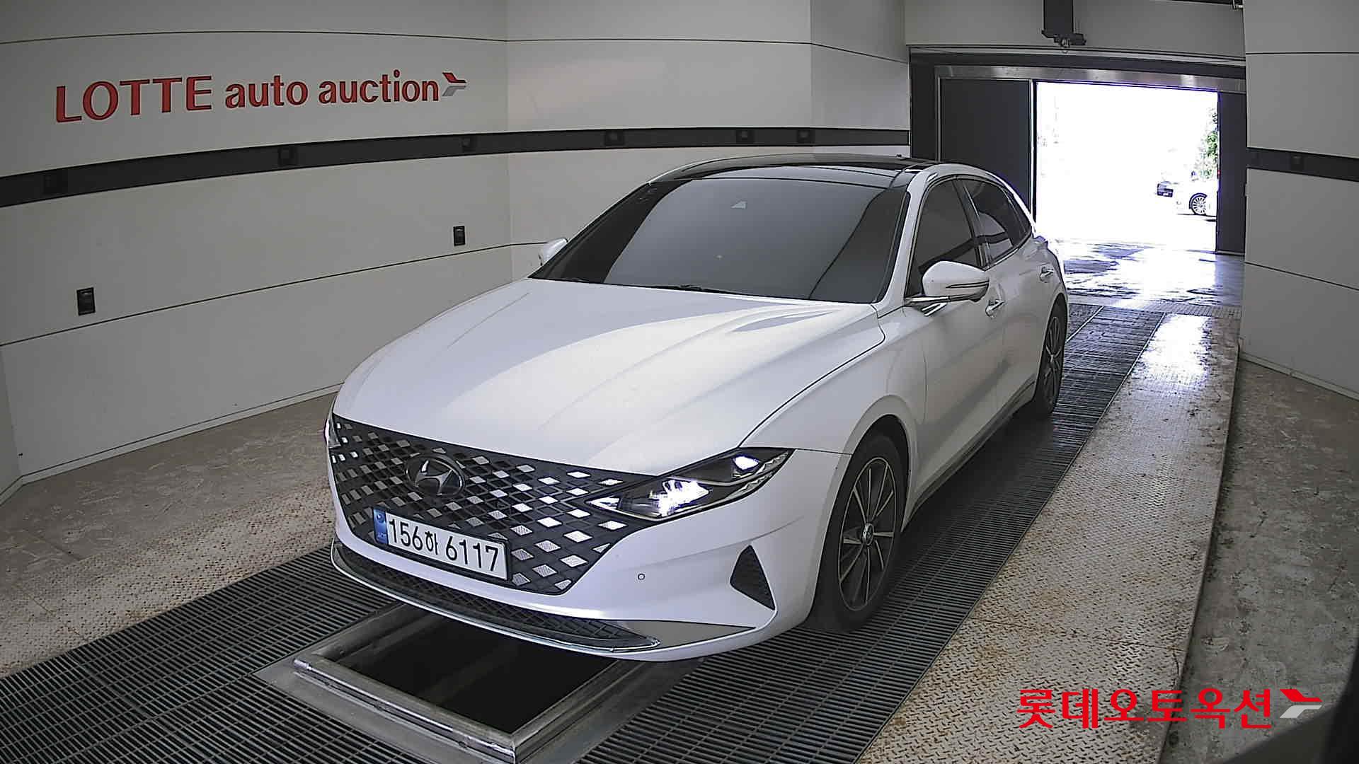 2022 - hyundai grandeur
