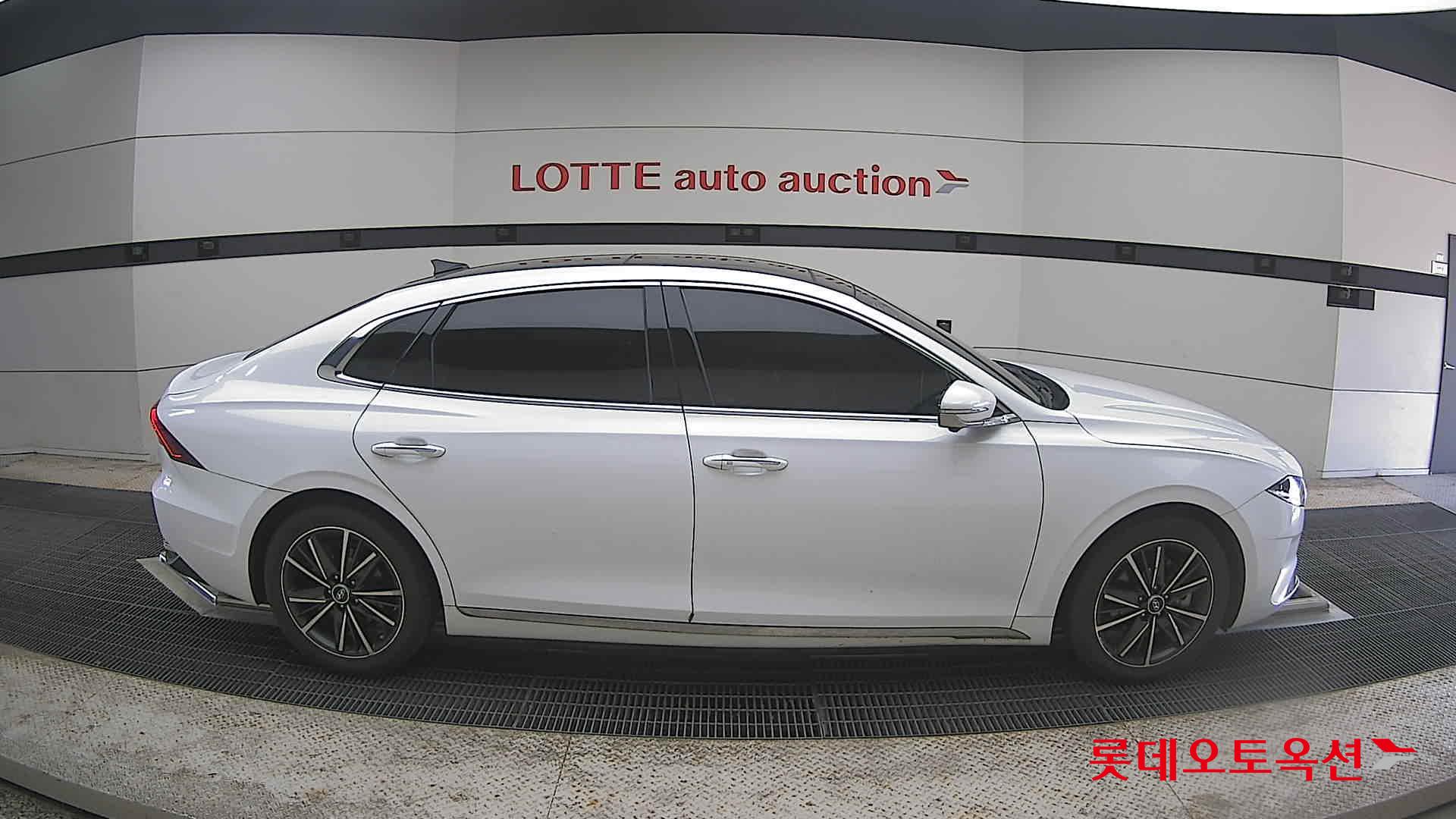 2022 - hyundai grandeur