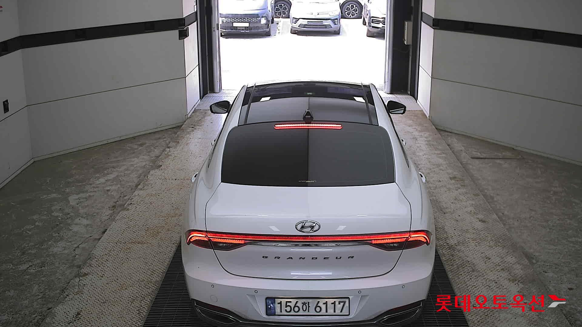 2022 - hyundai grandeur