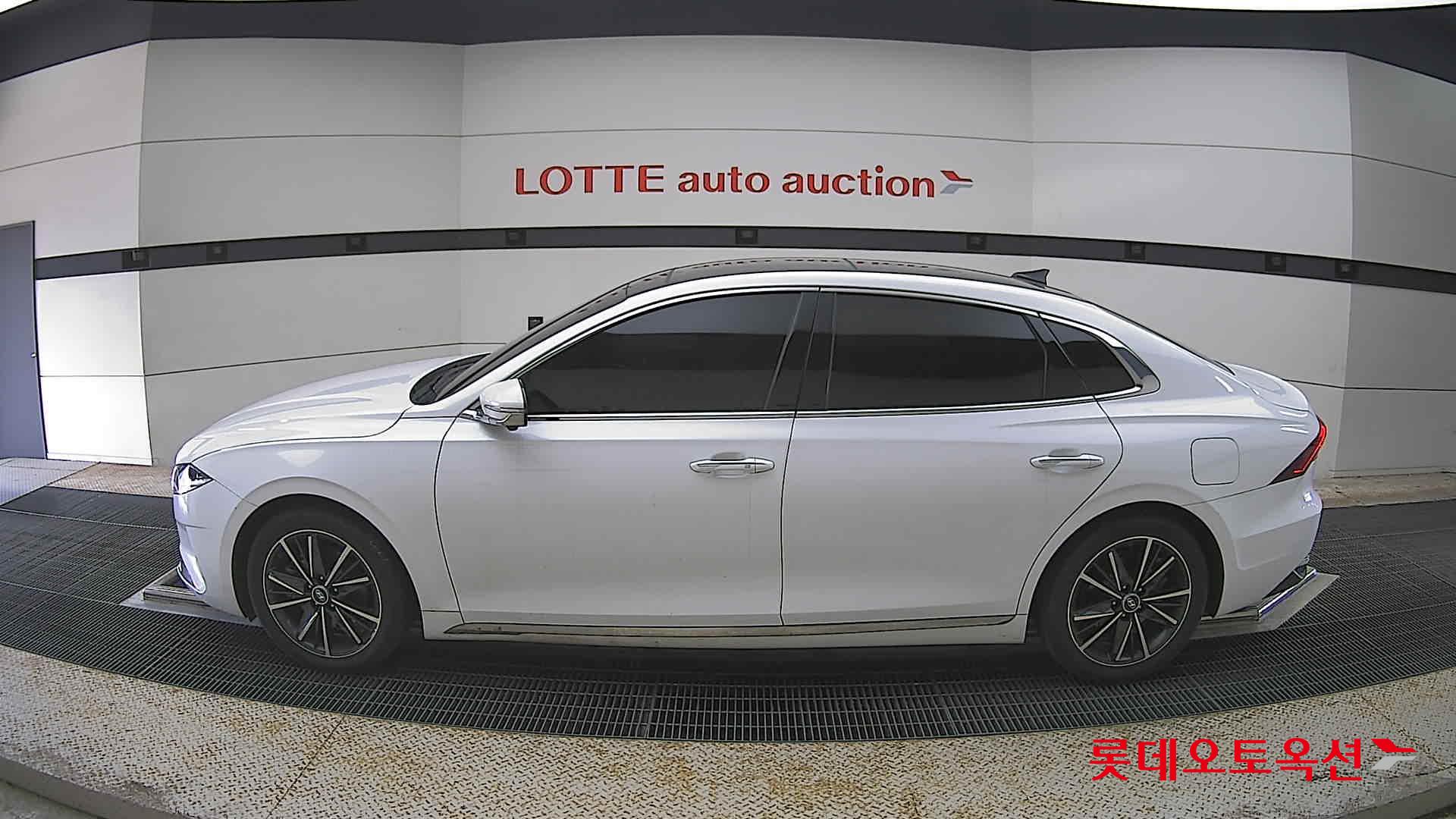 2022 - hyundai grandeur