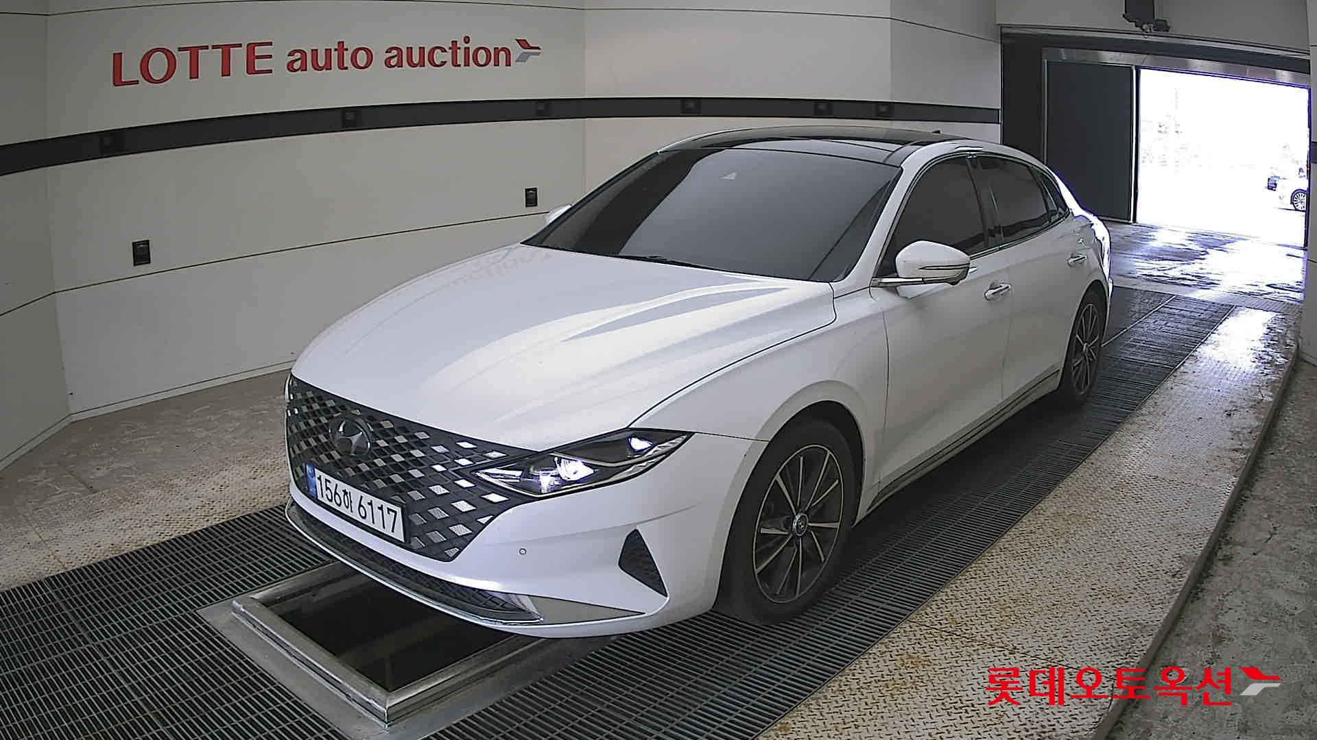 2022 - hyundai grandeur