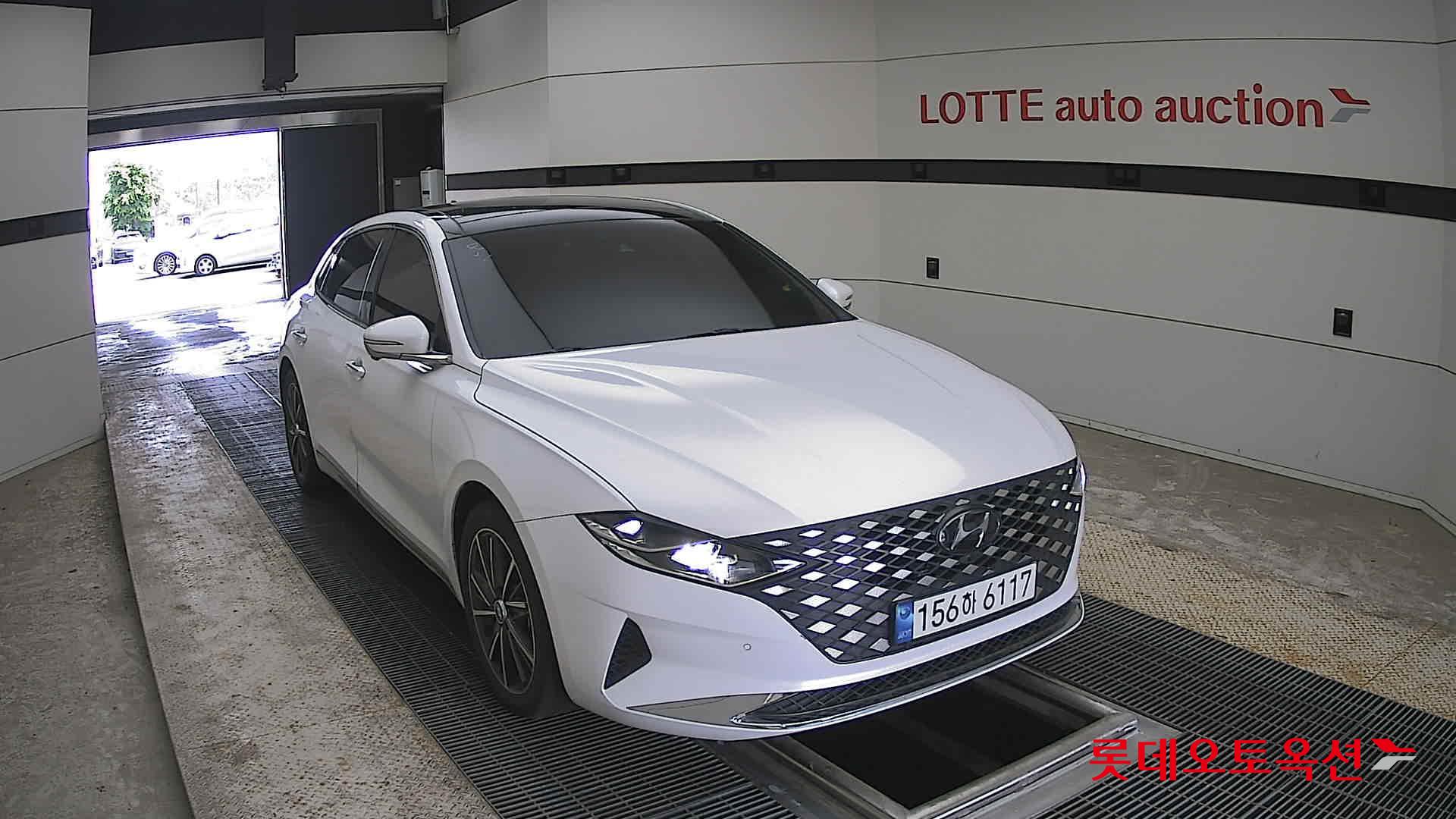 2022 - hyundai grandeur