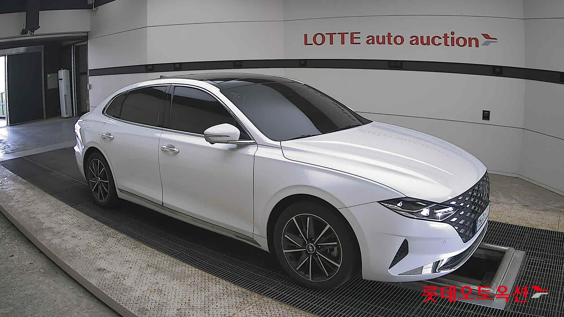 2022 - hyundai grandeur