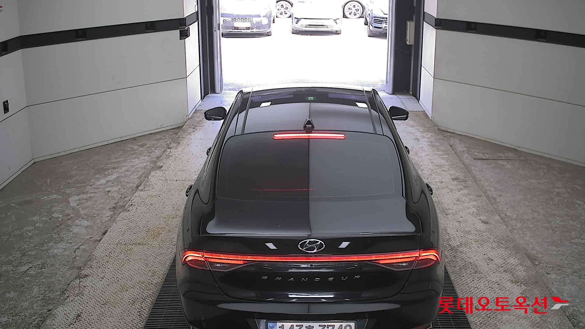Hyundai Grandeur - 17