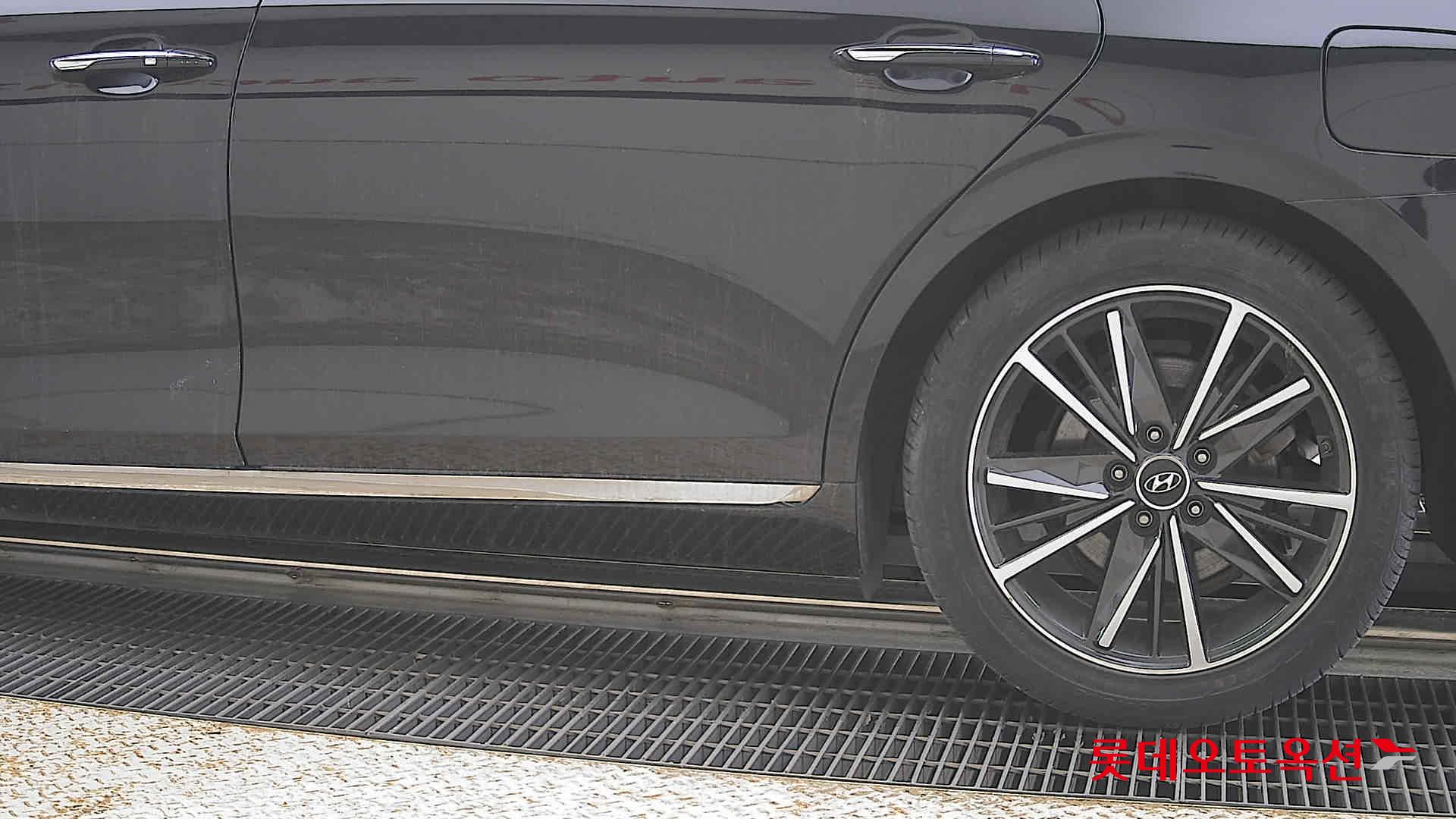 Hyundai Grandeur - 26